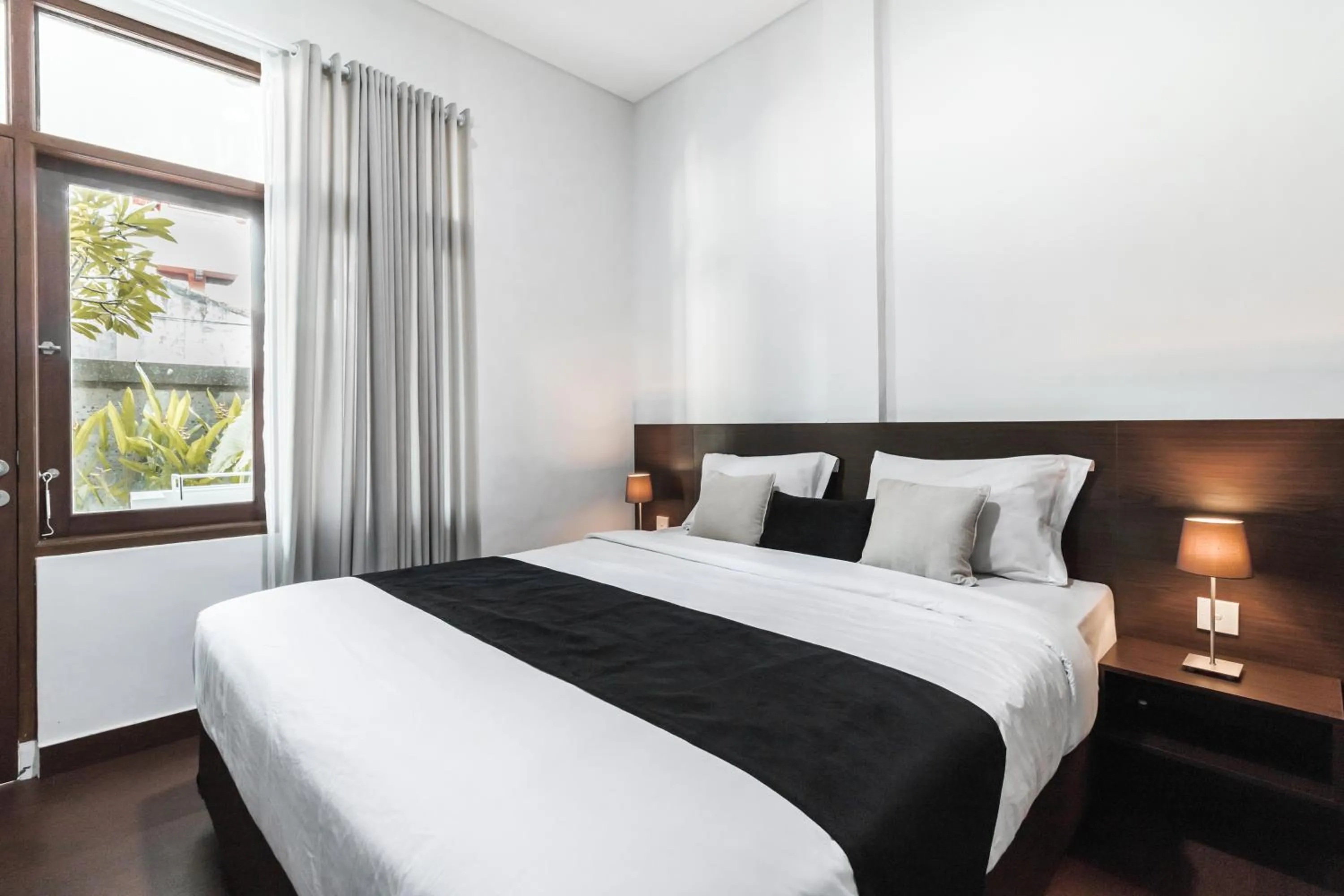 Photo of the whole room, Bed in Kak Garden Inn