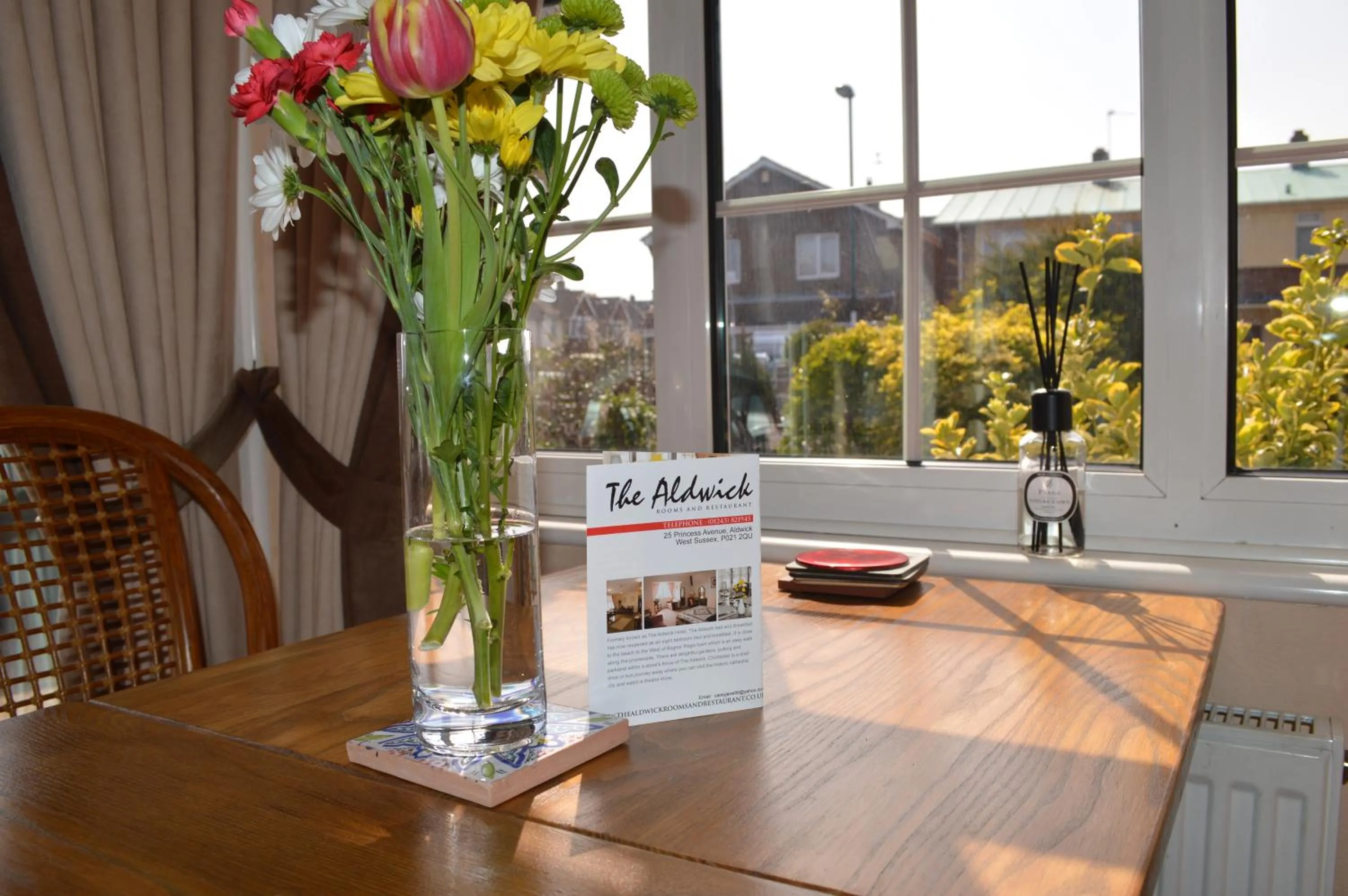 Lounge or bar in The Aldwick