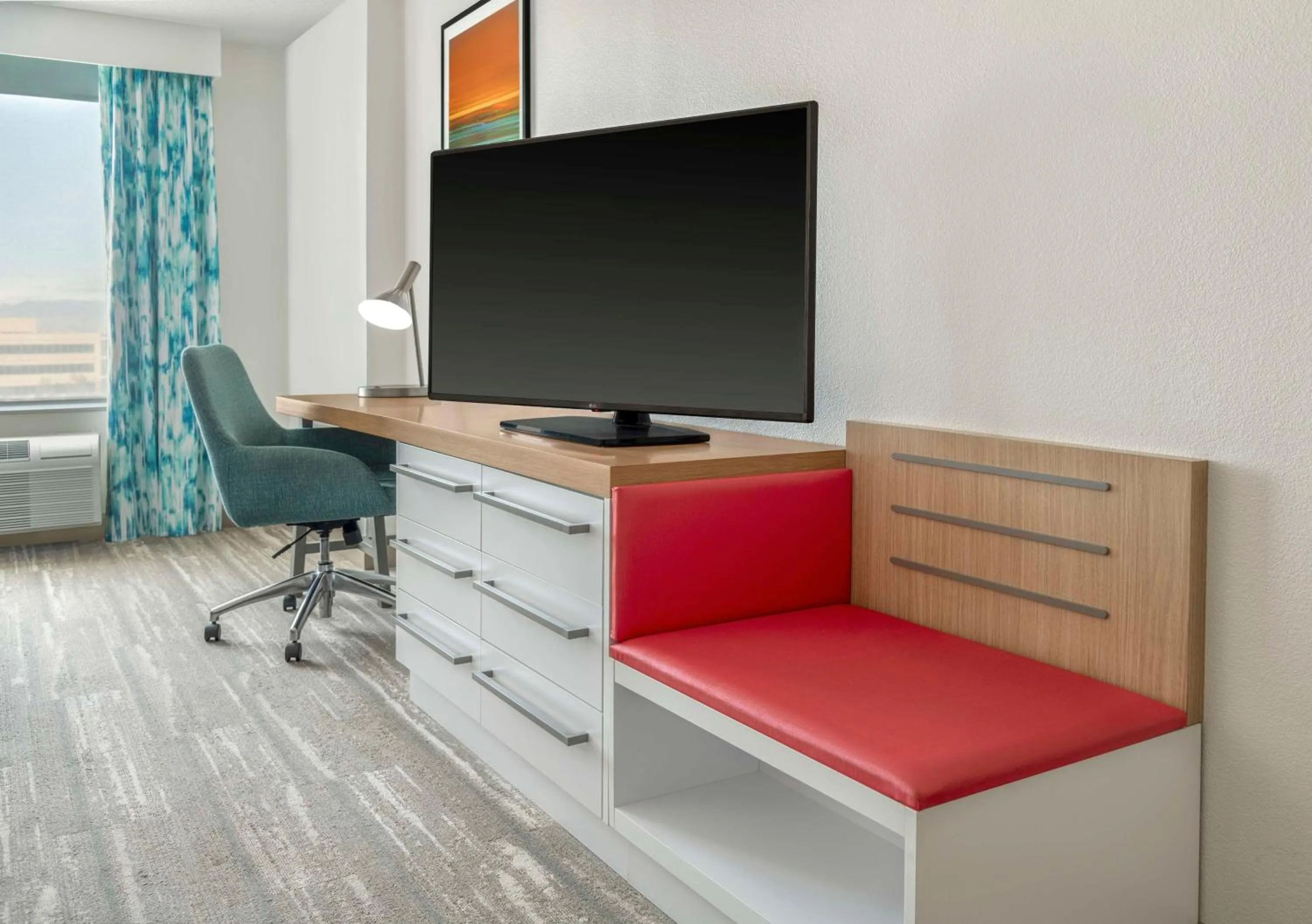 Bedroom in Hilton Garden Inn Denver Airport