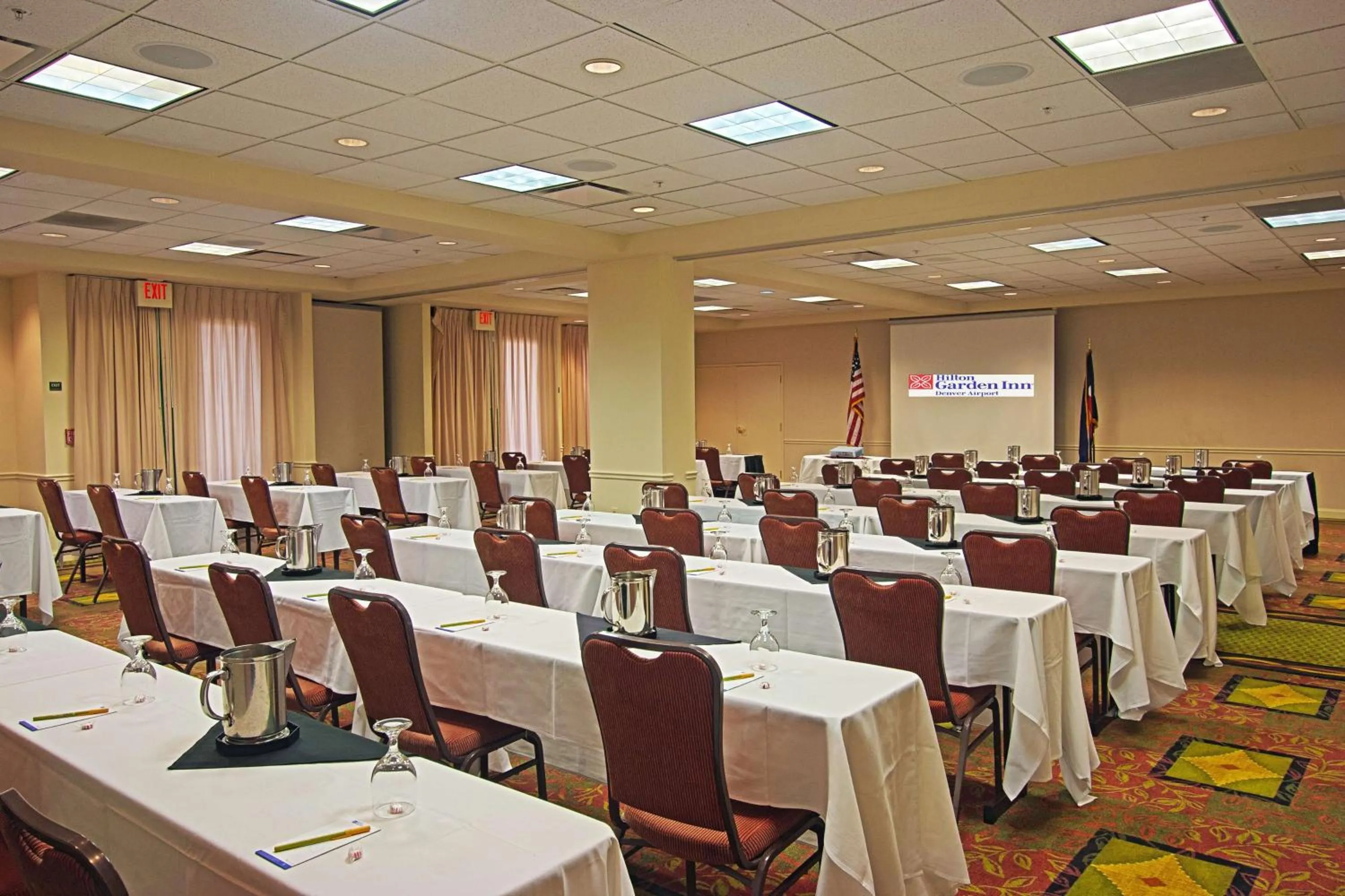 Meeting/conference room in Hilton Garden Inn Denver Airport