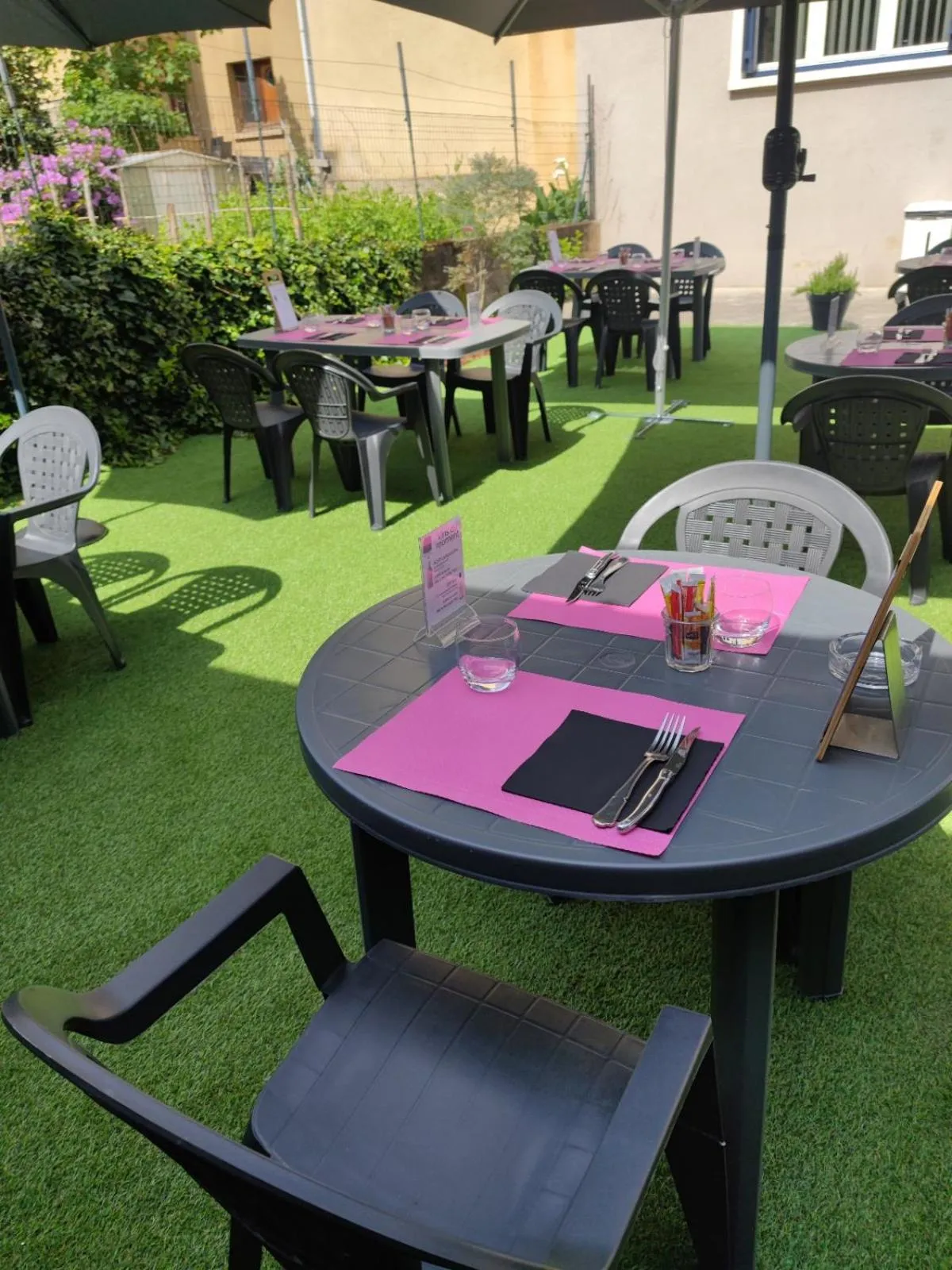 Patio in Hôtel Malpel