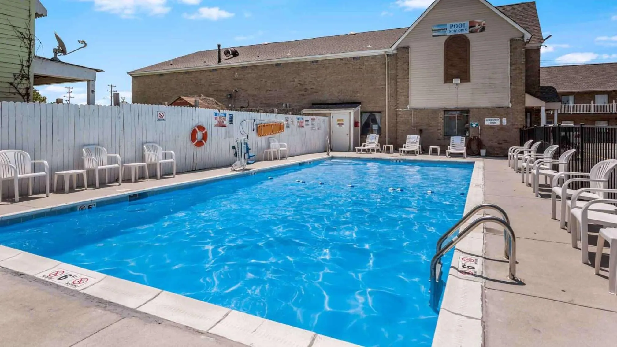 Pool view in Motel 6-Portsmouth, VA