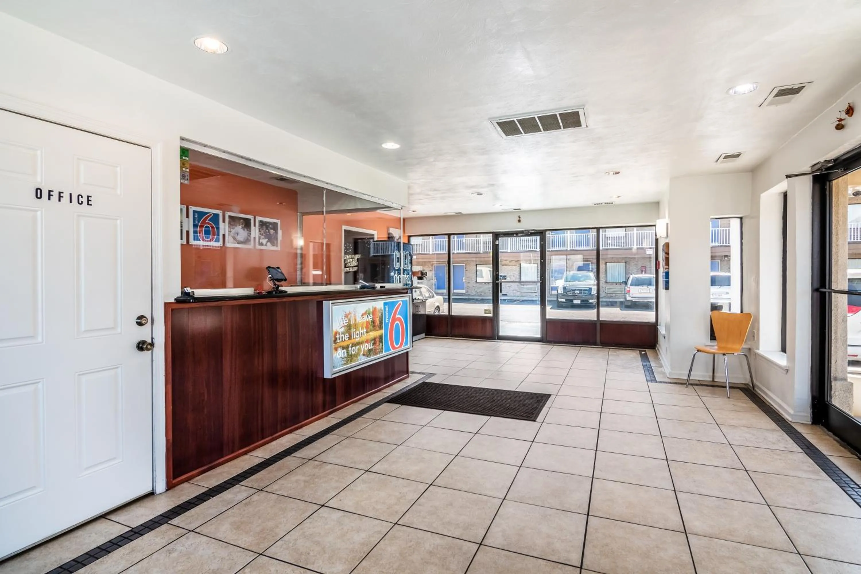 Lobby or reception in Motel 6-Portsmouth, VA