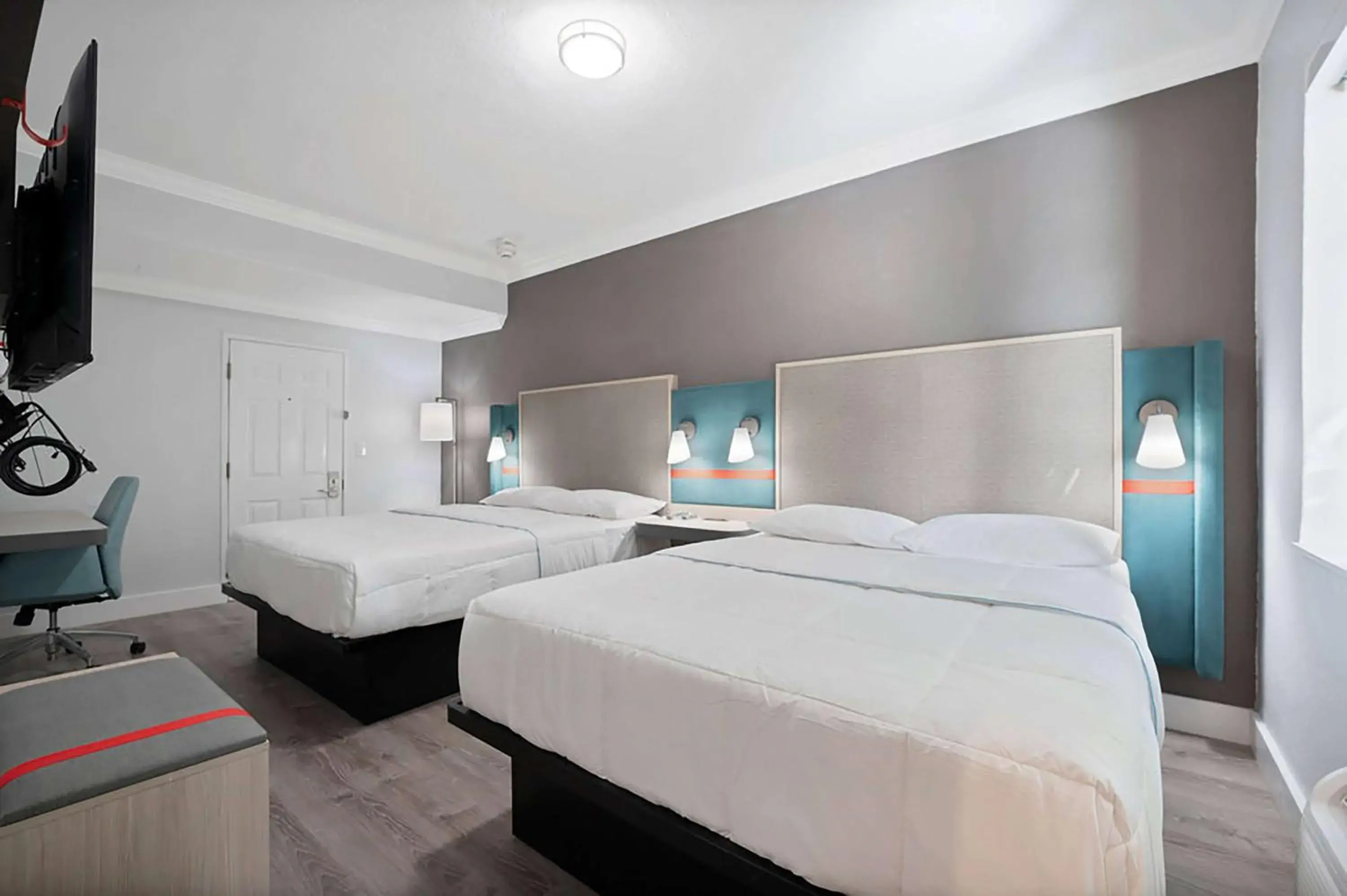 Queen Room with Two Queen Beds - Non-Smoking in Atrium Hotel, Trademark Collection by Wyndham Queen Room with Two Queen Beds - Non-Smoking in Atrium Hotel, Trademark Collection by Wyndham