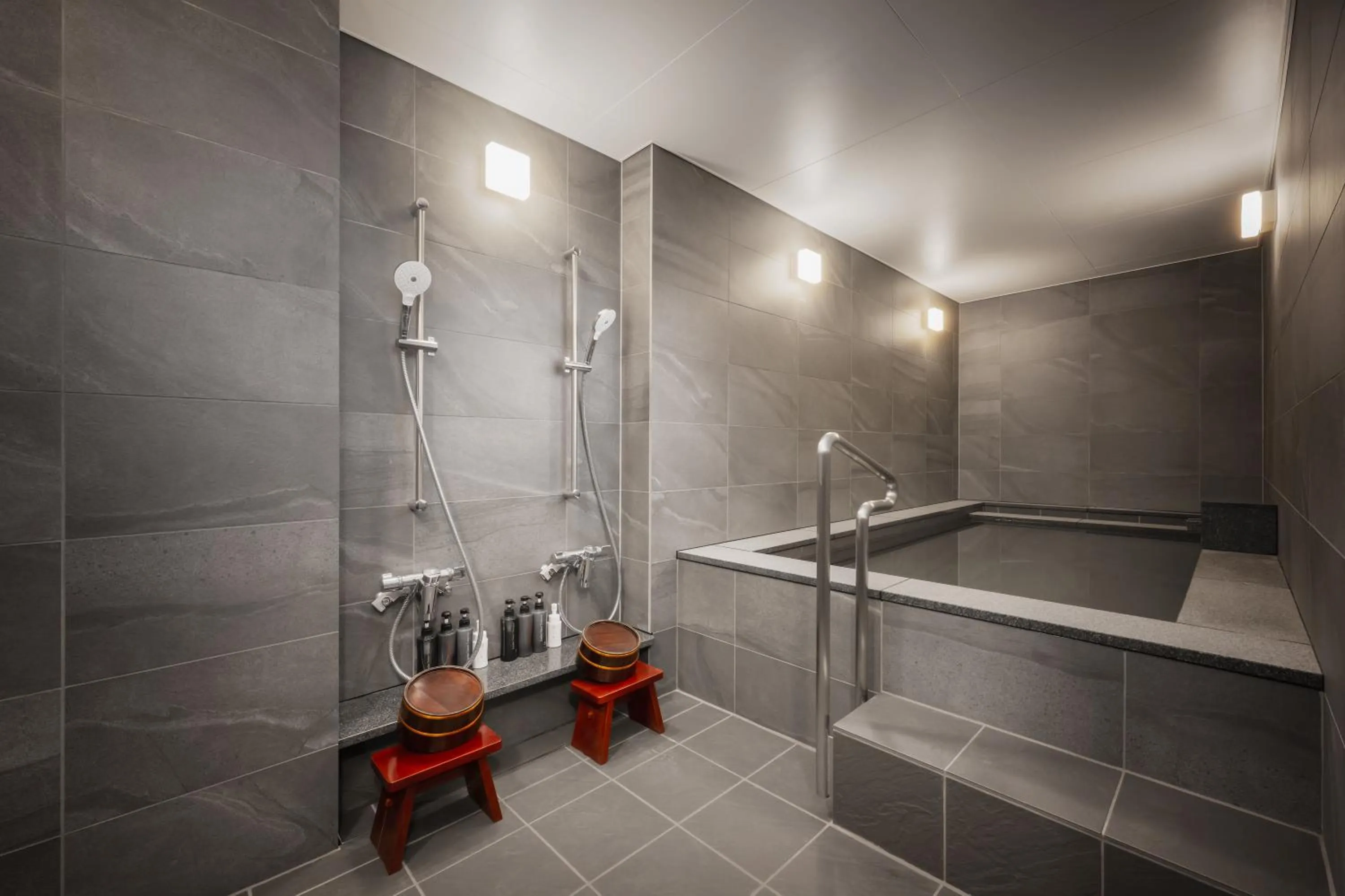 Hinode Hills Niseko Village