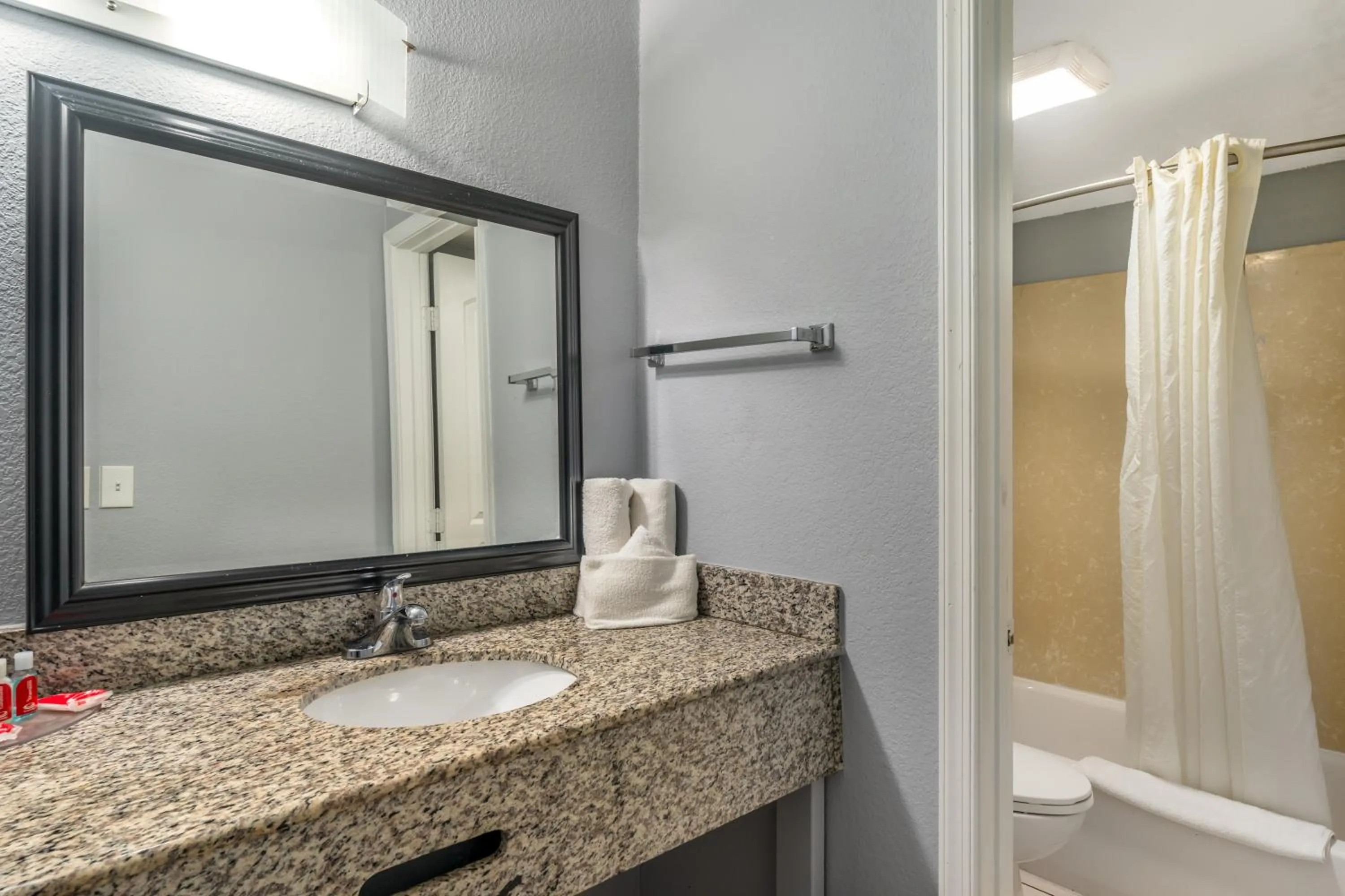 Bathroom in Econo Lodge Inn & Suites Virginia Beach - Norfolk