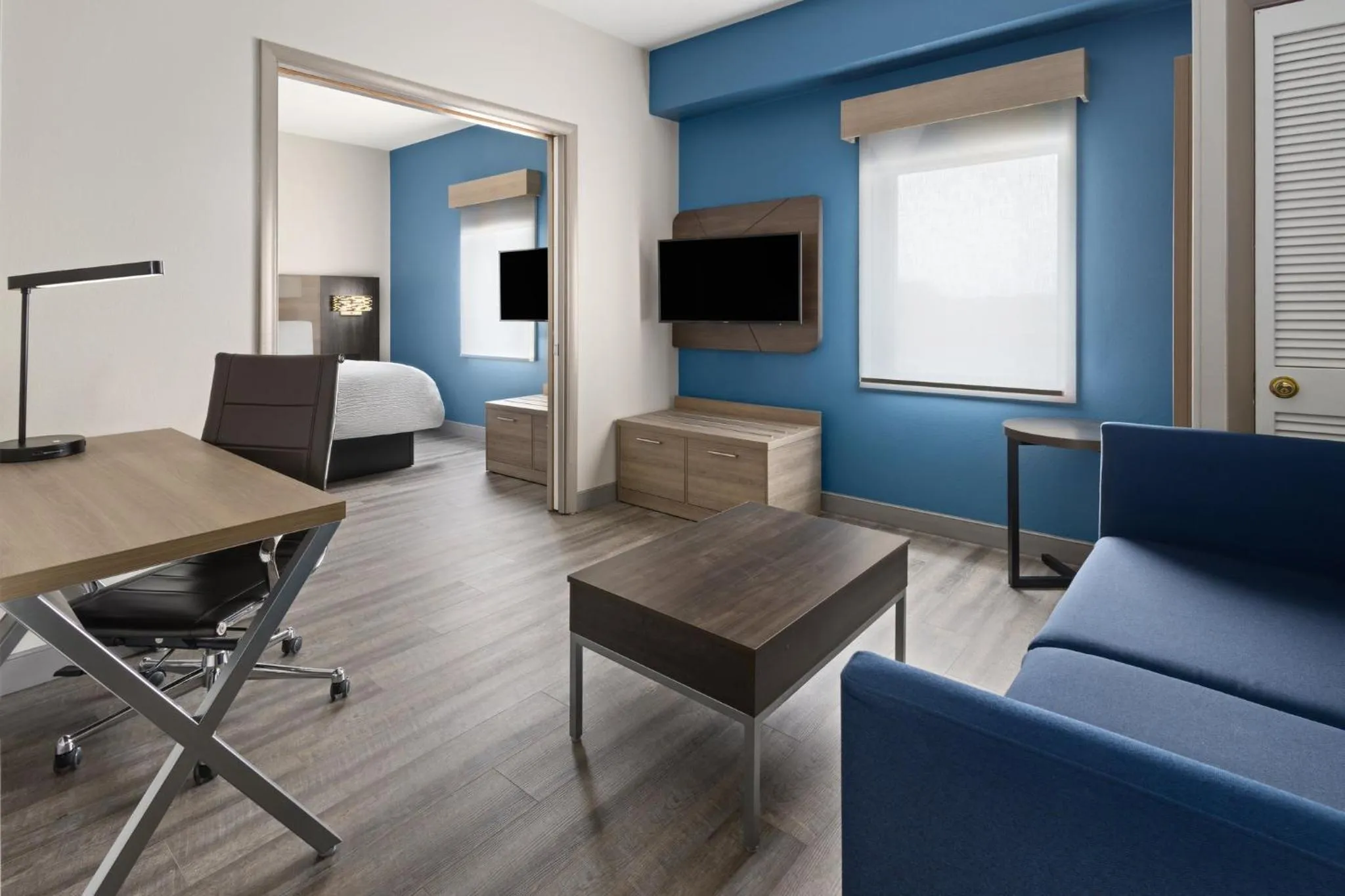 Photo of the whole room in Holiday Inn Express & Suites Leesburg - Historic District by IHG