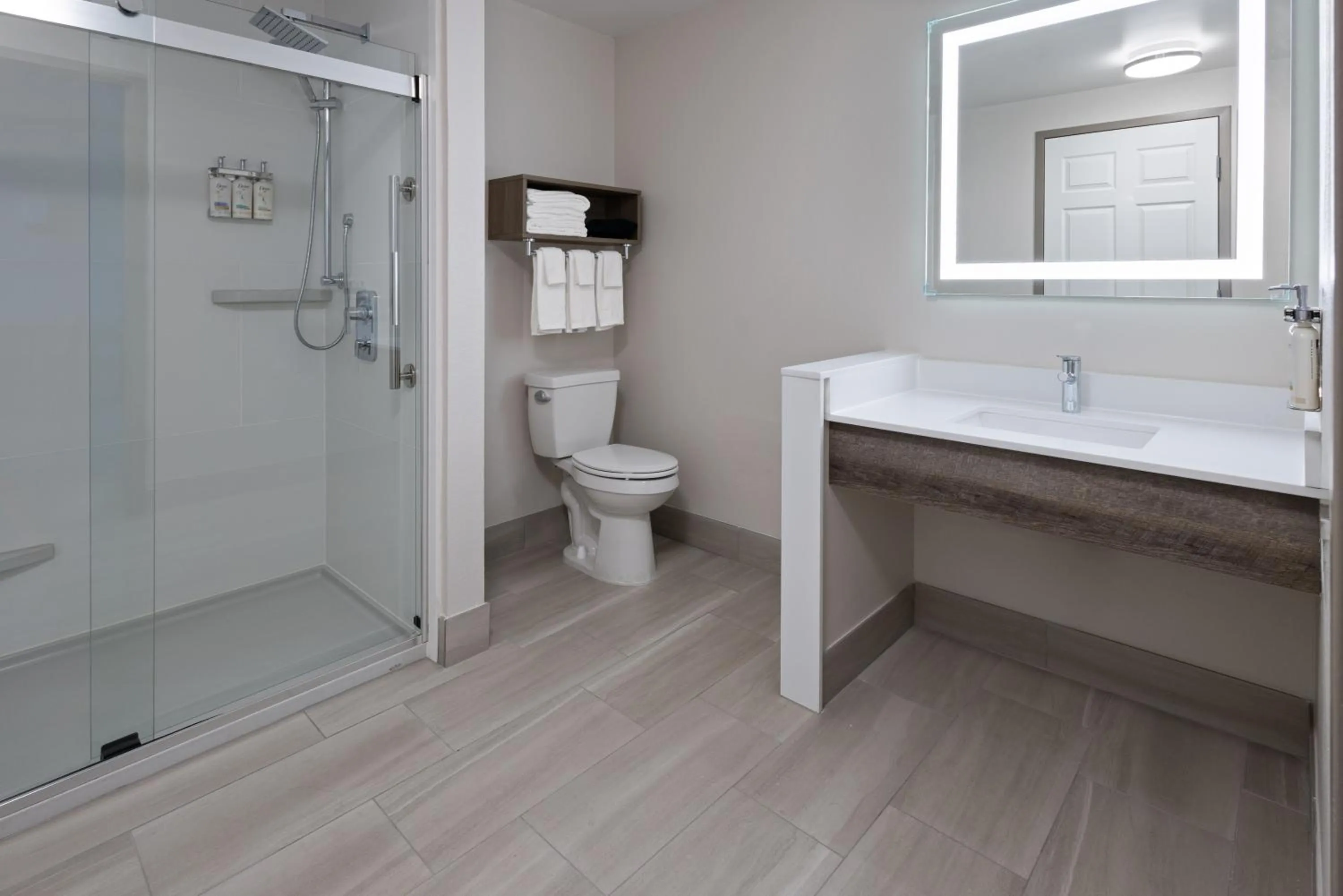 Holiday Inn Express & Suites Leesburg - Historic District by IHG