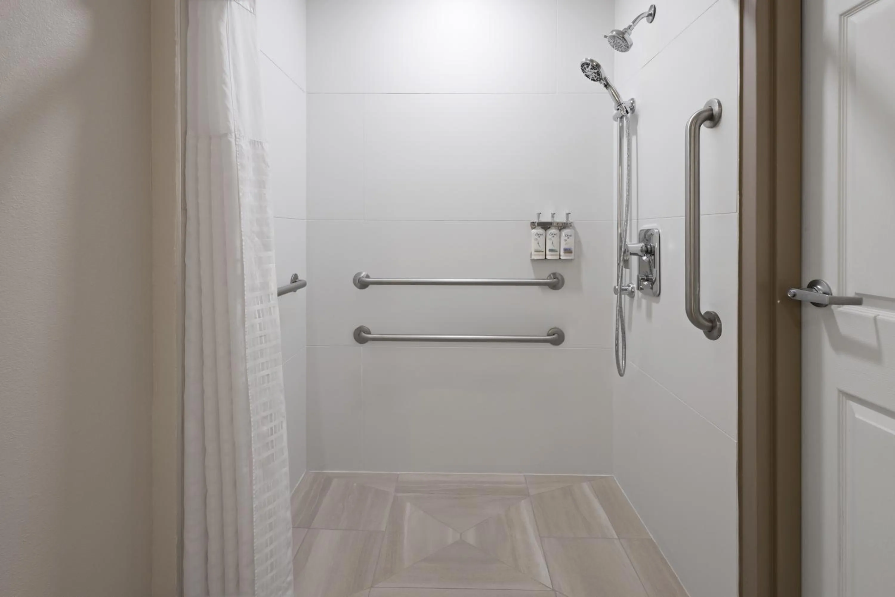 Holiday Inn Express & Suites Leesburg - Historic District by IHG