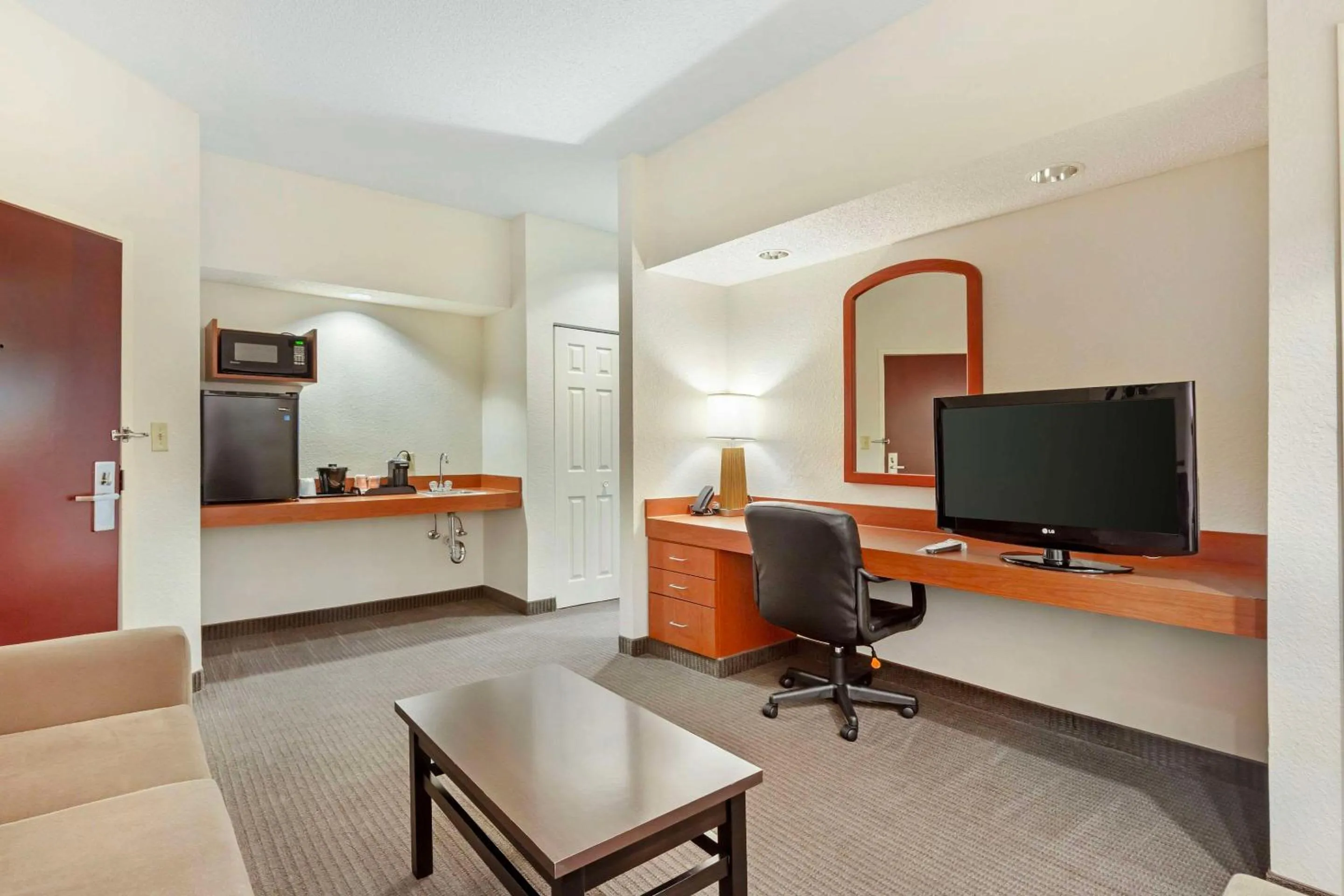 Bedroom in Sleep Inn & Suites Danville Hwy 58