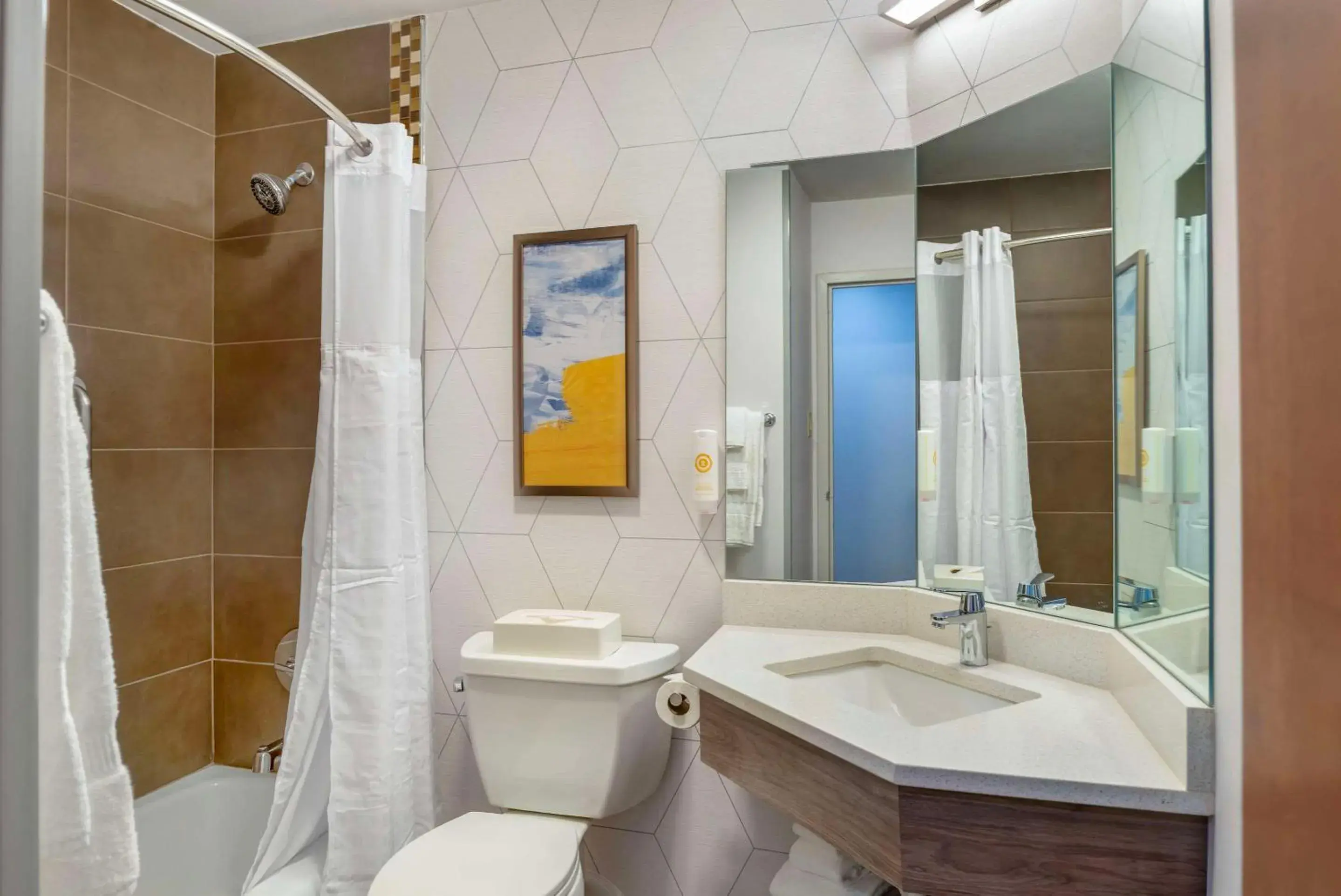 Queen Room with Two Queen Beds - Non-Smoking in Comfort Inn Monticello Queen Room with Two Queen Beds - Non-Smoking in Comfort Inn Monticello