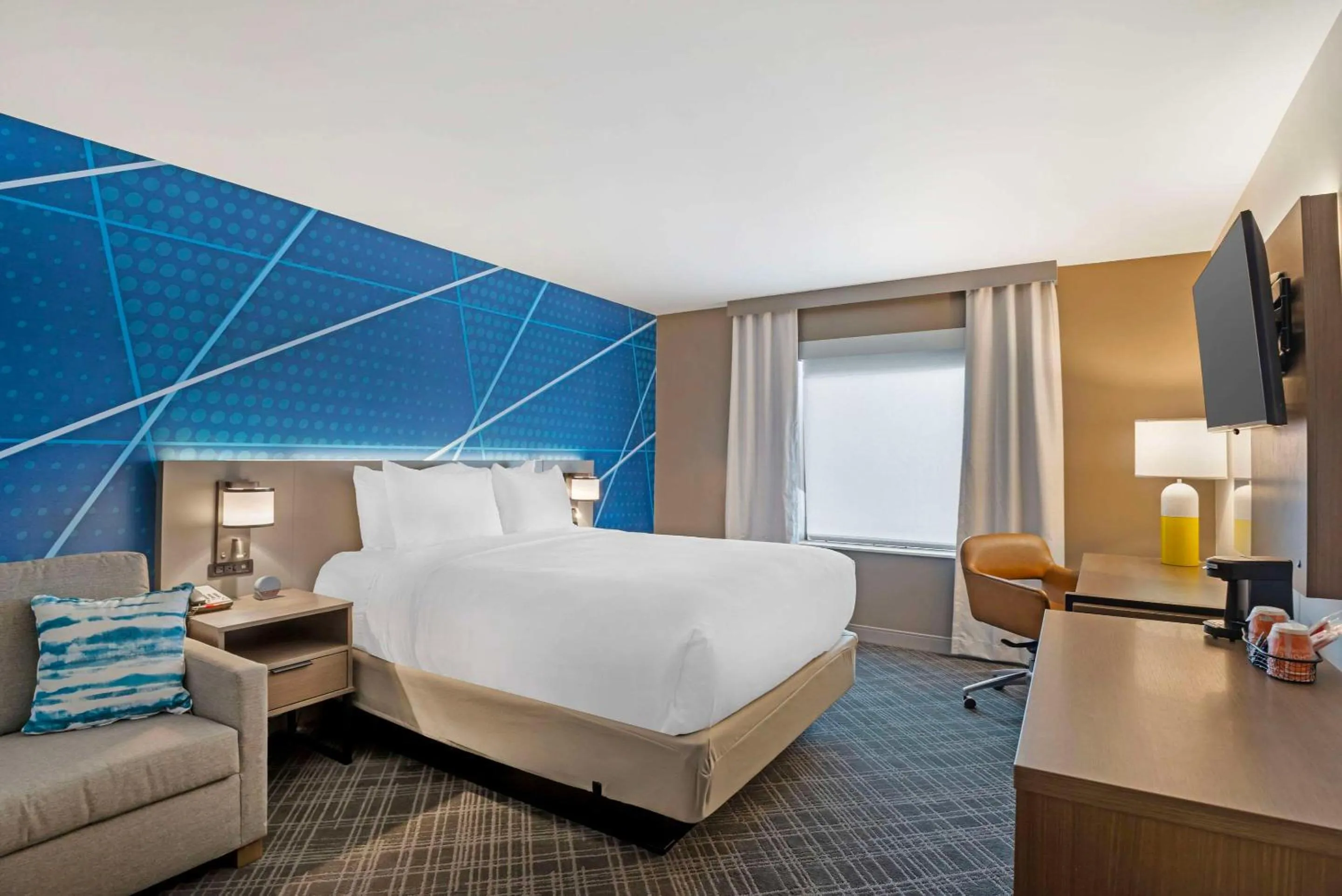 Bedroom, Bed in Comfort Inn Monticello