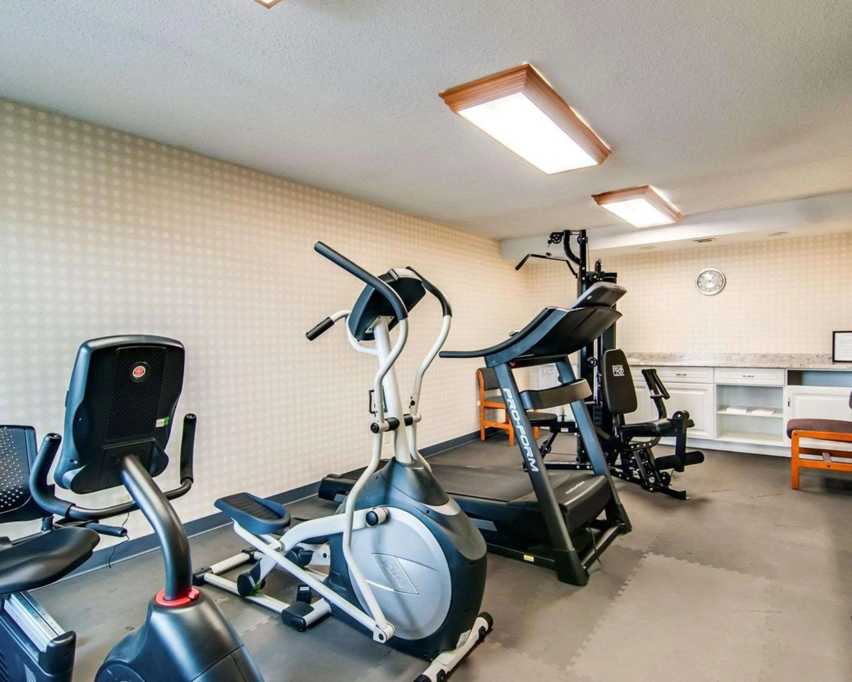 Fitness centre/facilities in Quality Inn Christiansburg - Blacksburg