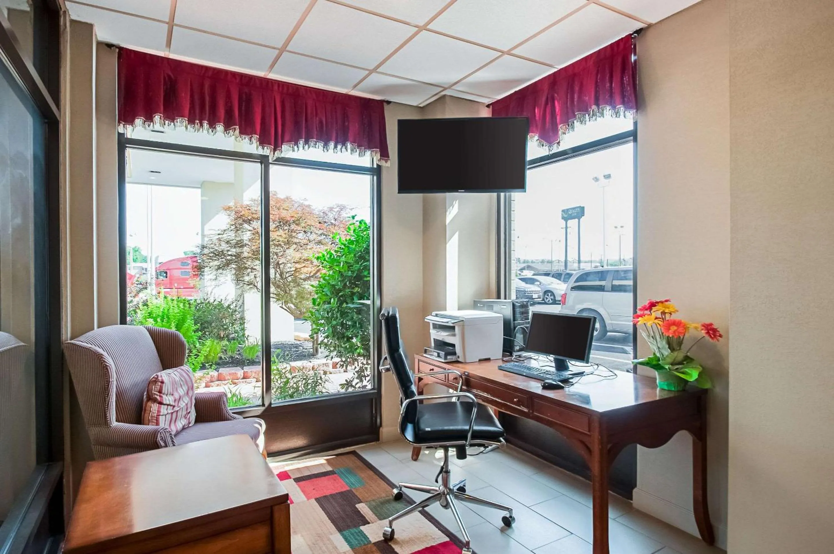 On site in Quality Inn near Potomac Mills