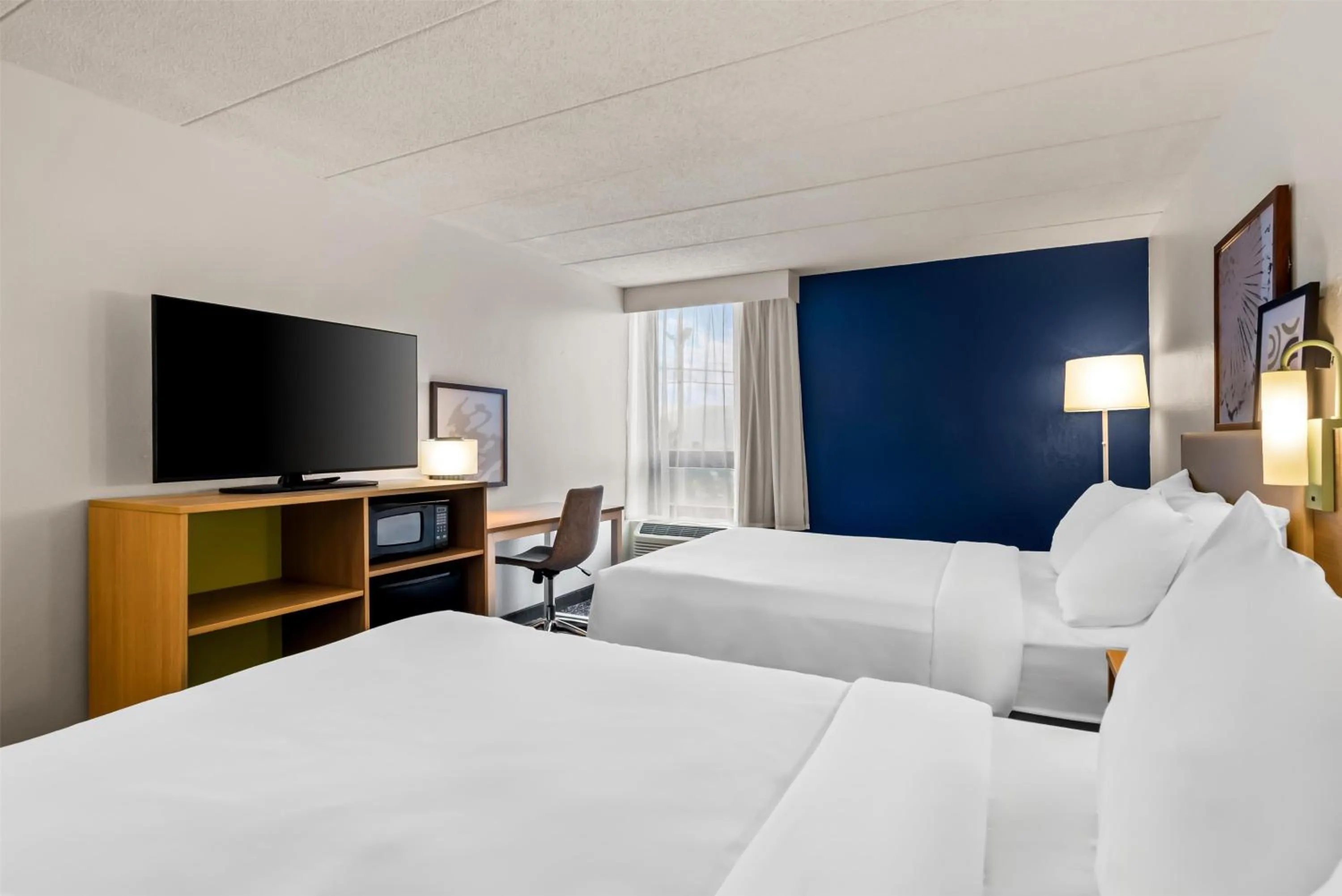 Bed in Spark by Hilton Wytheville Holston Rd I 81