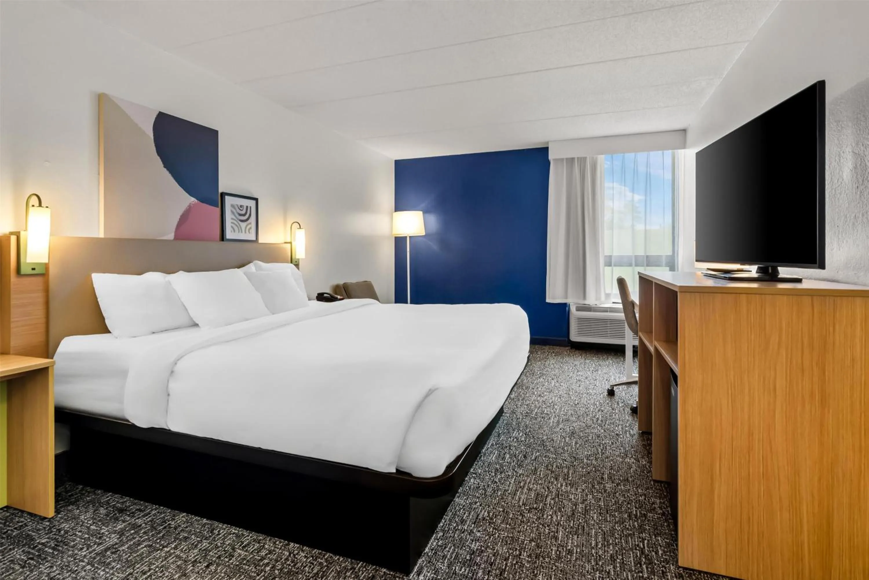 Bed in Spark by Hilton Wytheville Holston Rd I 81