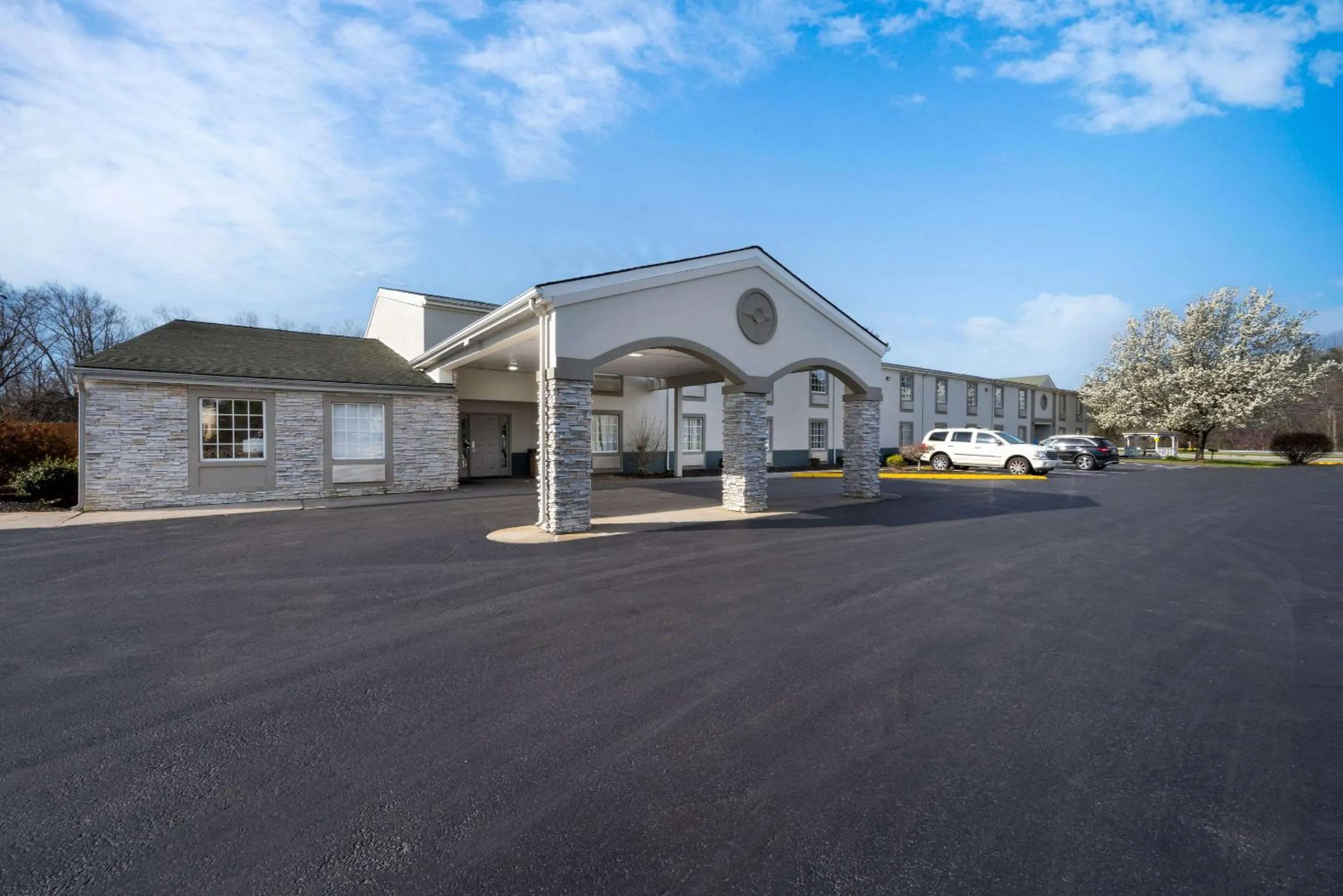 Property building in Quality Inn University Area