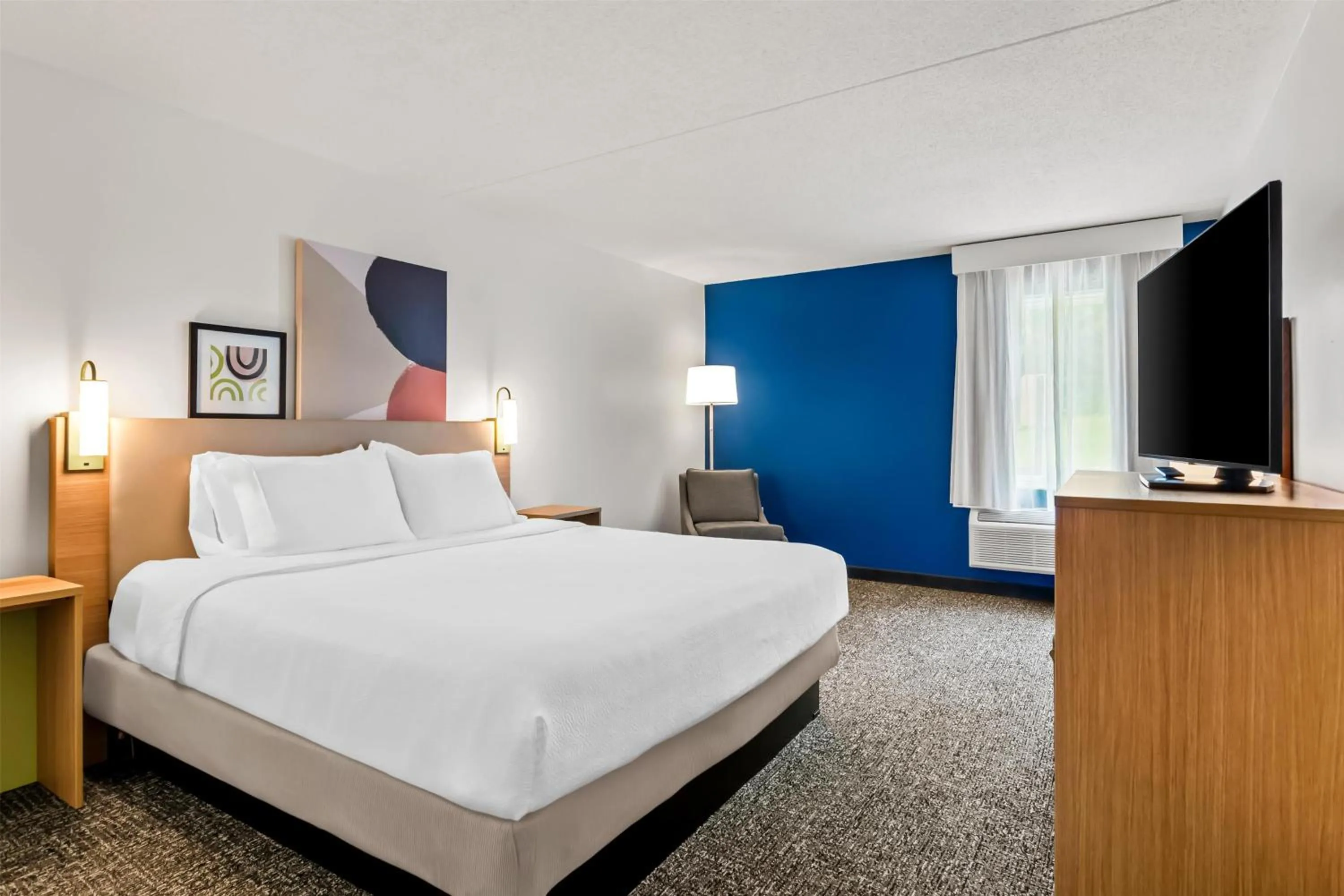 Bed in Spark by Hilton Lexington