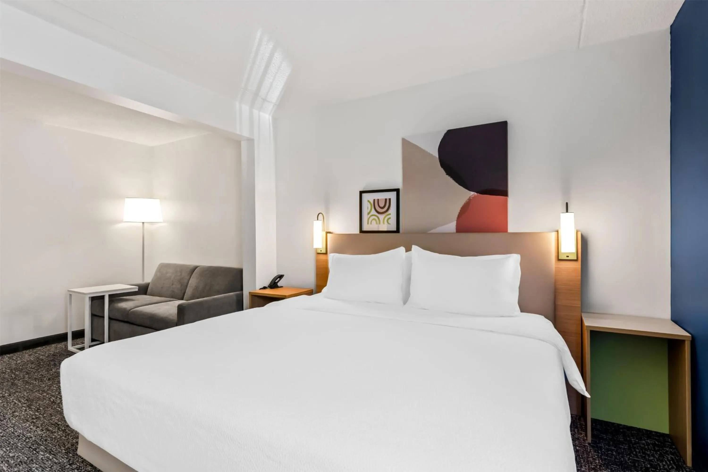 Living room, Bed in Spark by Hilton Lexington