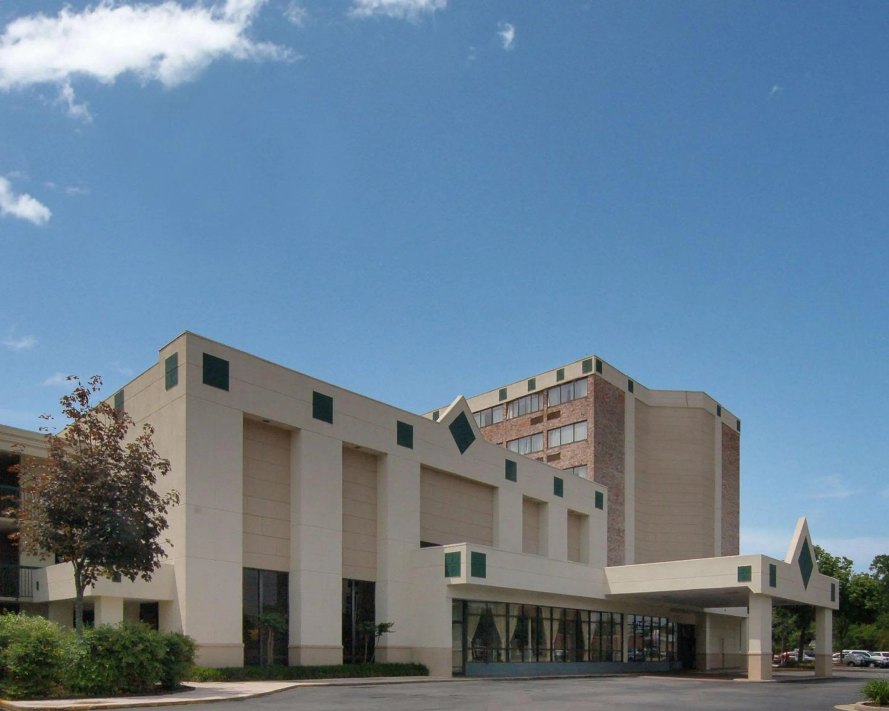 Property Building in Rodeway Inn Sandston