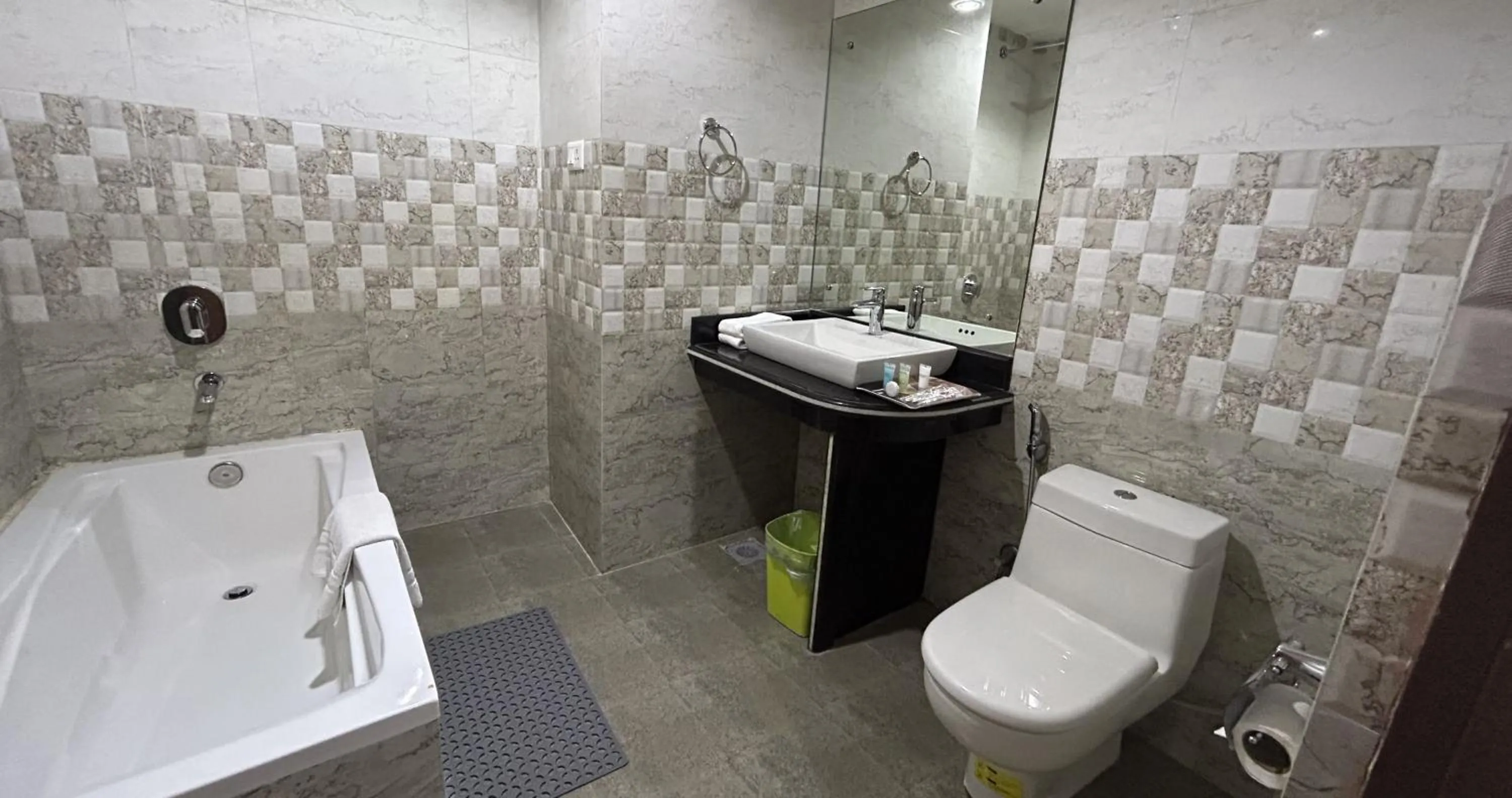 Bathroom in Hotel Earth Light Sauraha