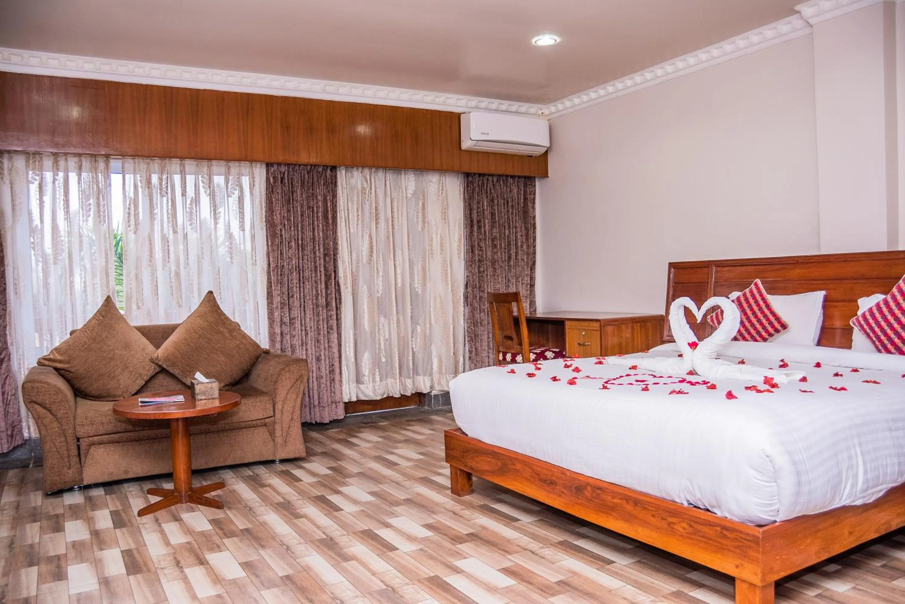 Bed in Hotel Earth Light Sauraha