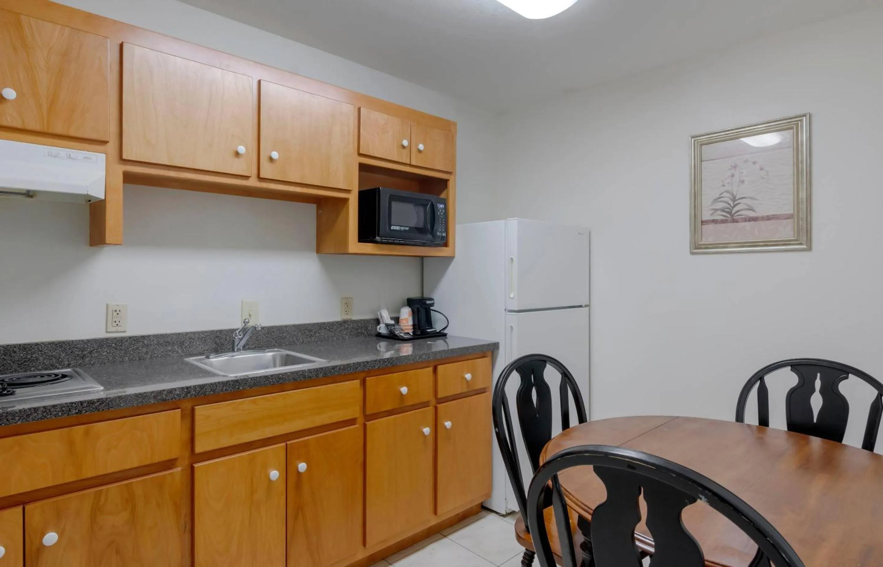 Bedroom in Sleep Inn & Suites Prince George near Fort Lee