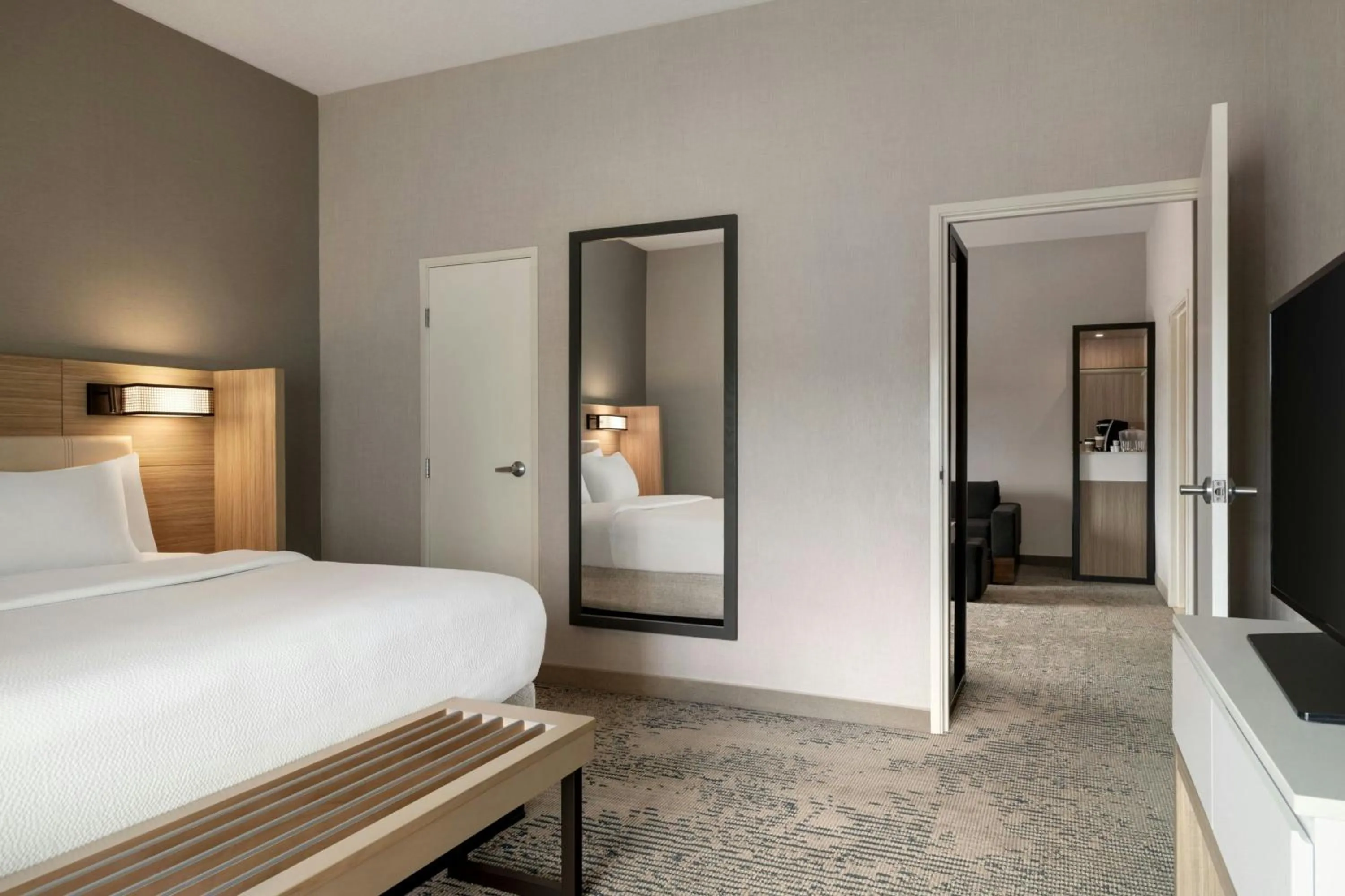 Bedroom, Bed in SpringHill Suites by Marriott Roanoke