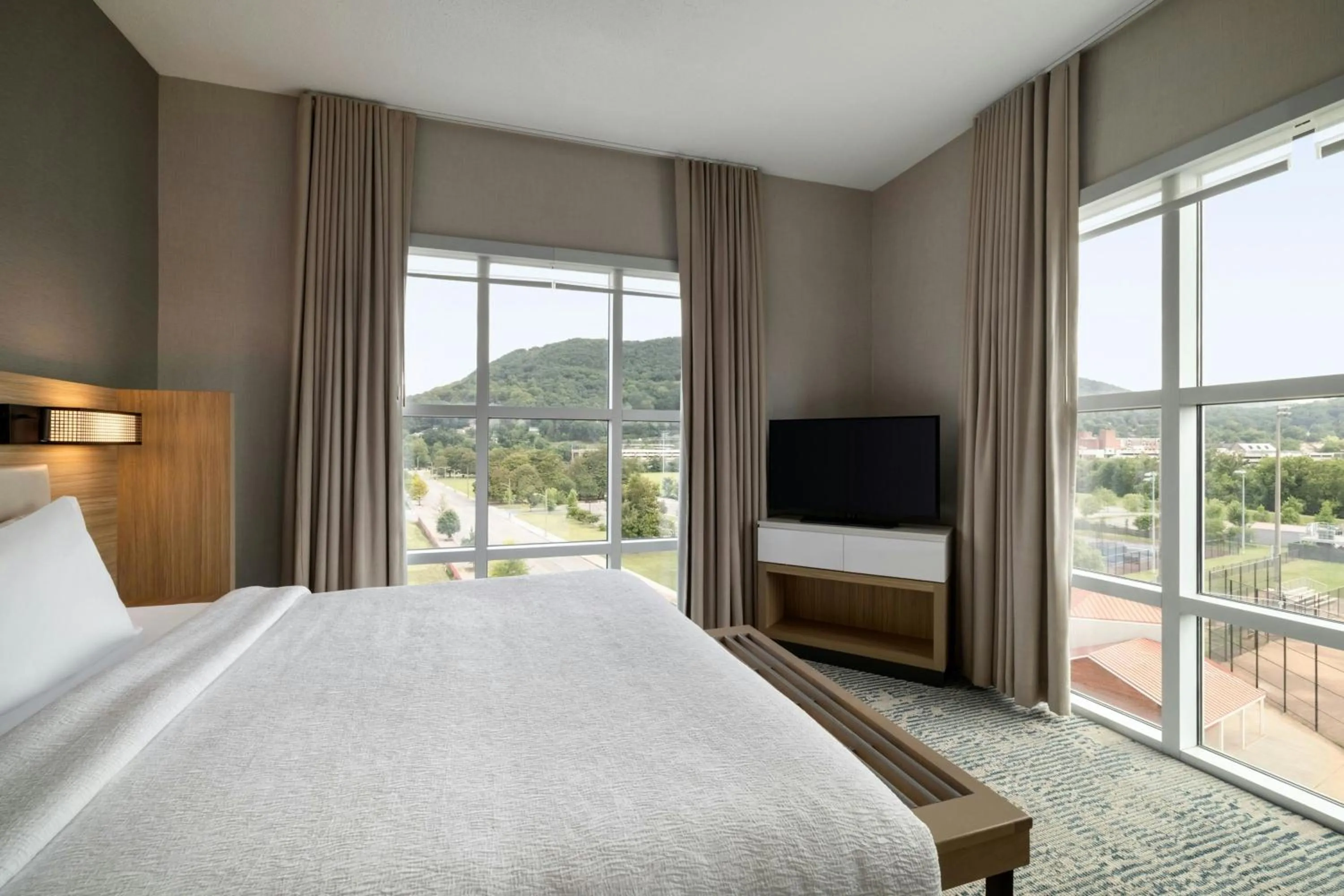 Photo of the whole room, Bed in SpringHill Suites by Marriott Roanoke