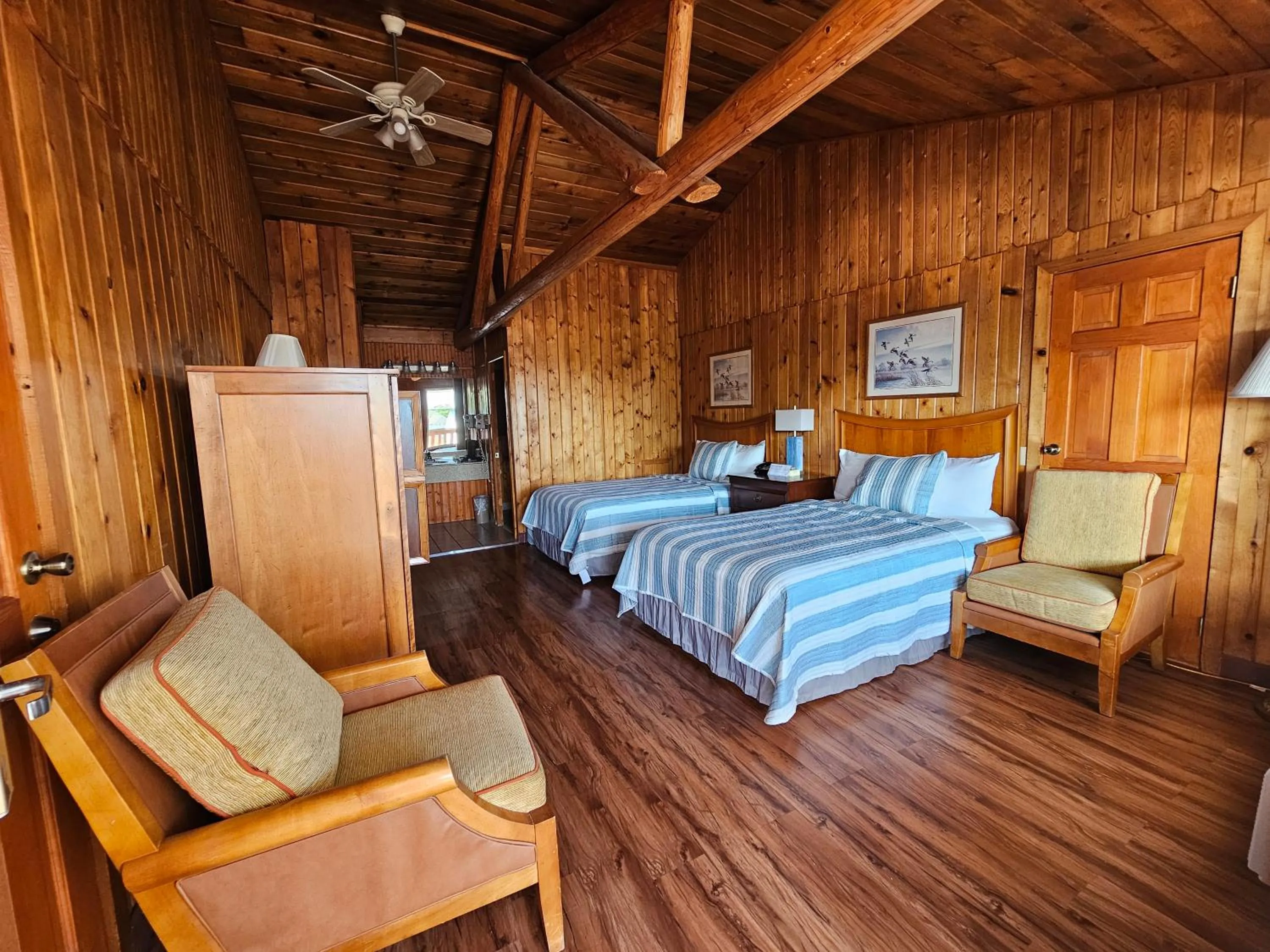 Photo of the whole room, Bed in Atlantic Shores Inn and Suites