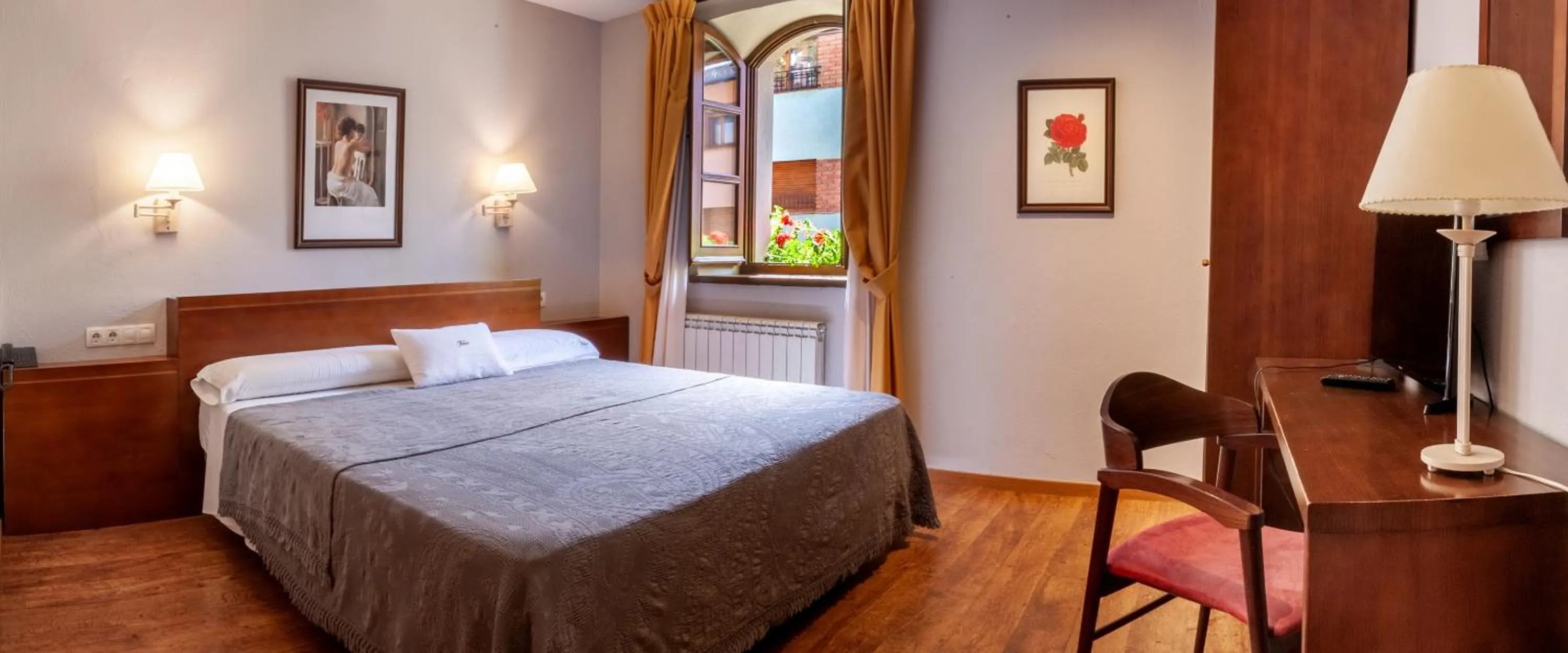 Bed in Hotel Fonda Merce