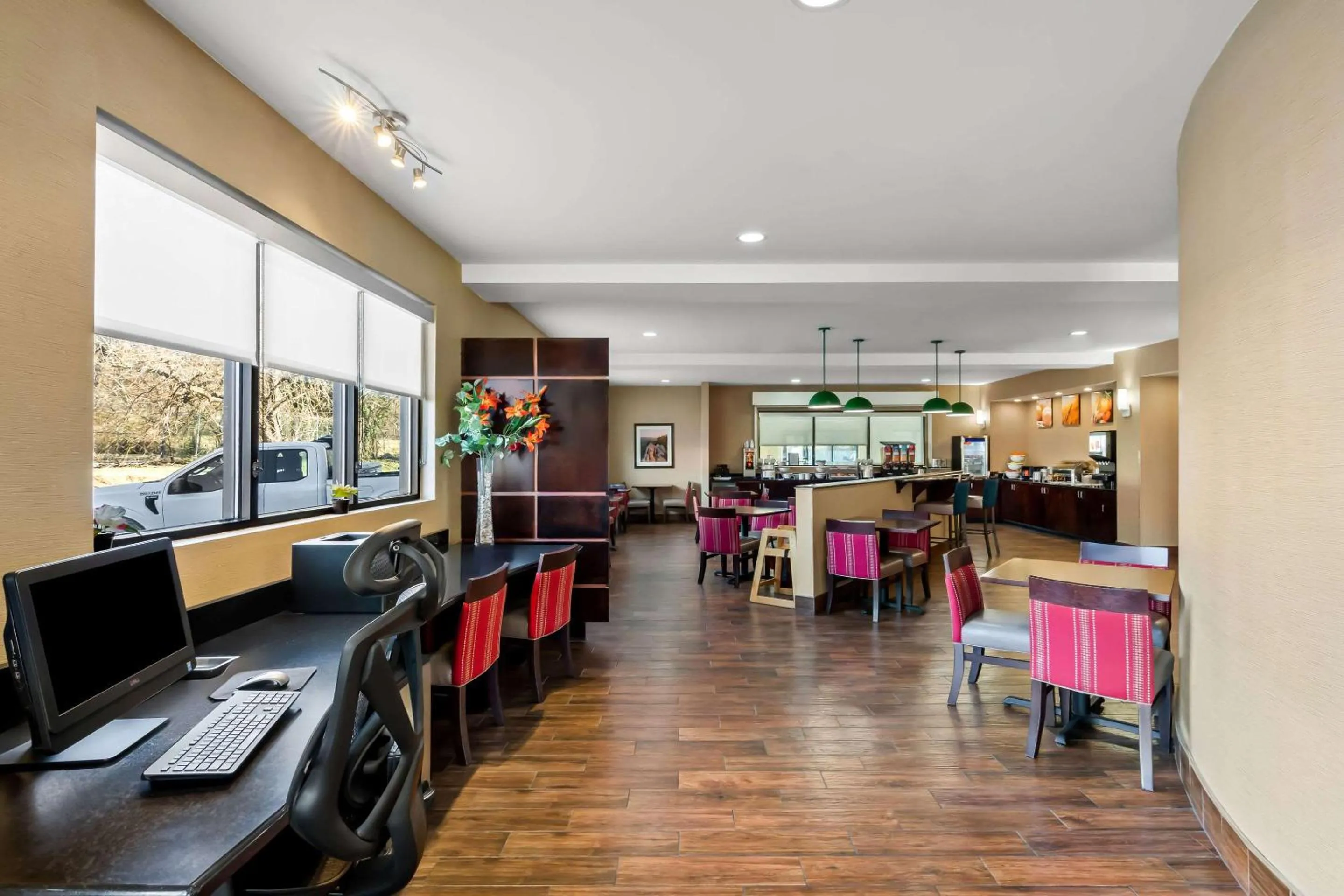 Business facilities in Comfort Suites Salem-Roanoke I-81