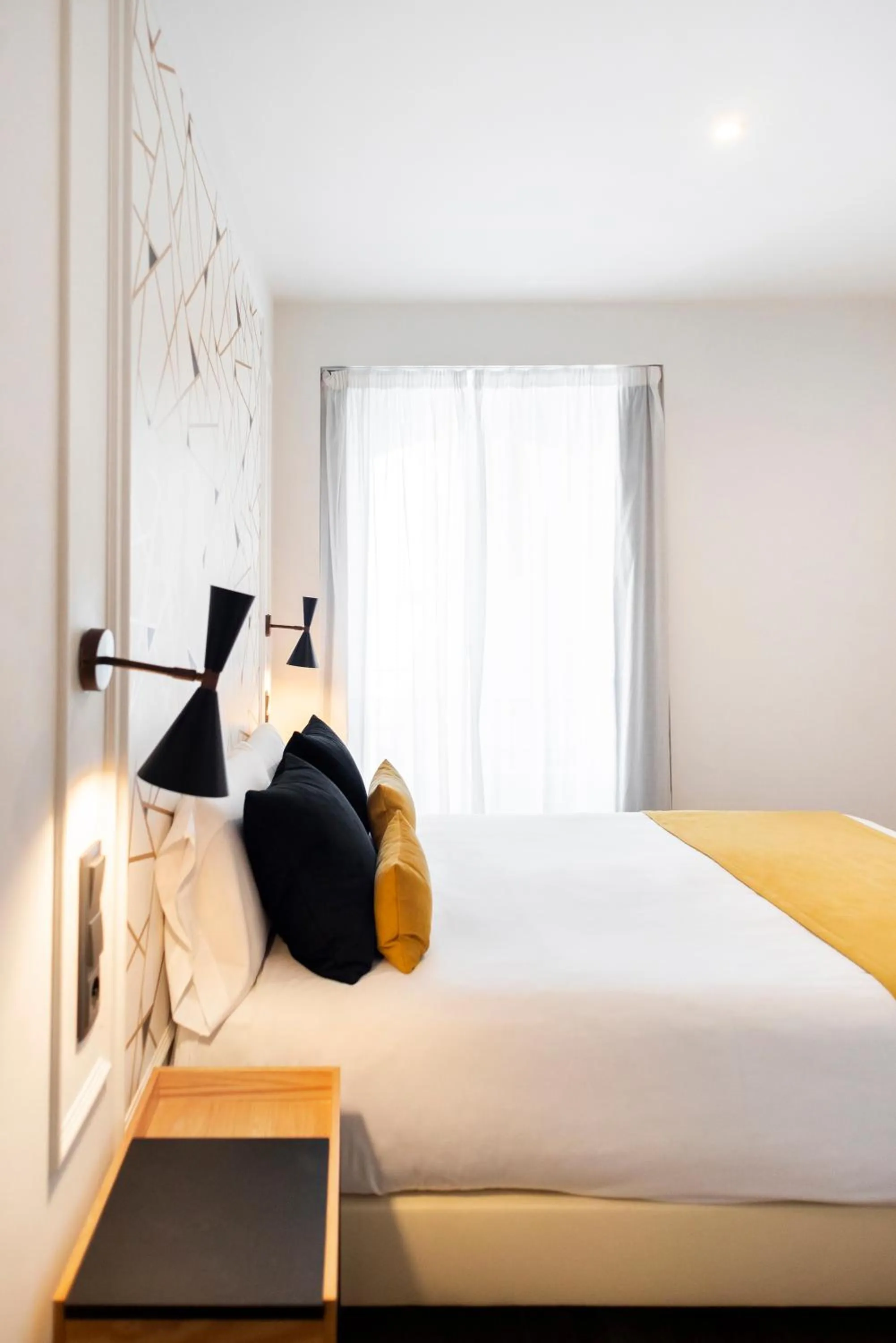 Bed in Blanq Comedias