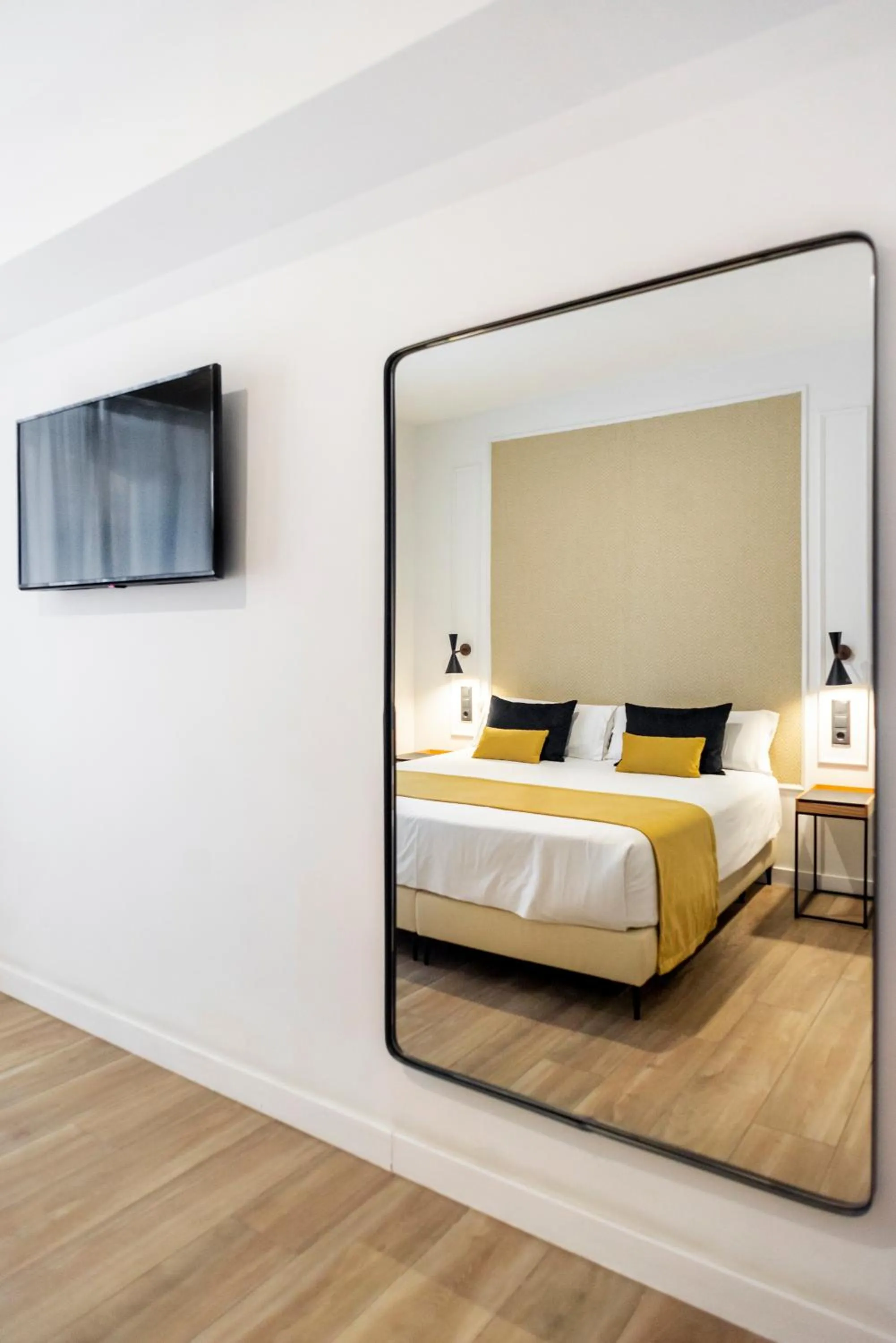 Bed in Blanq Comedias