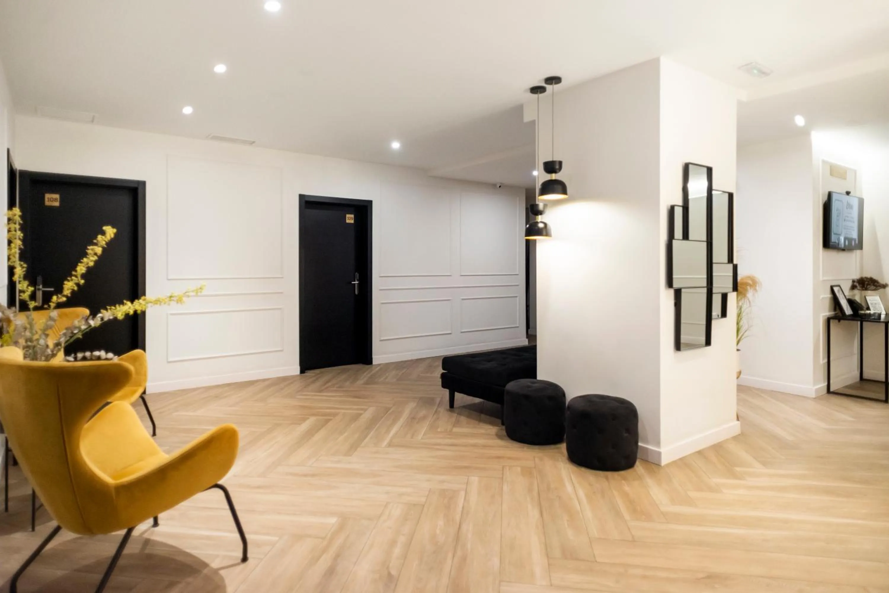 Living room in Blanq Comedias