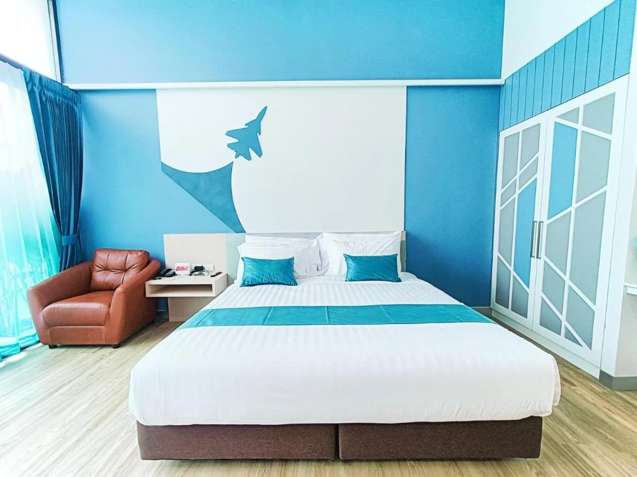 Bed in Southern Airport Hotel Hatyai