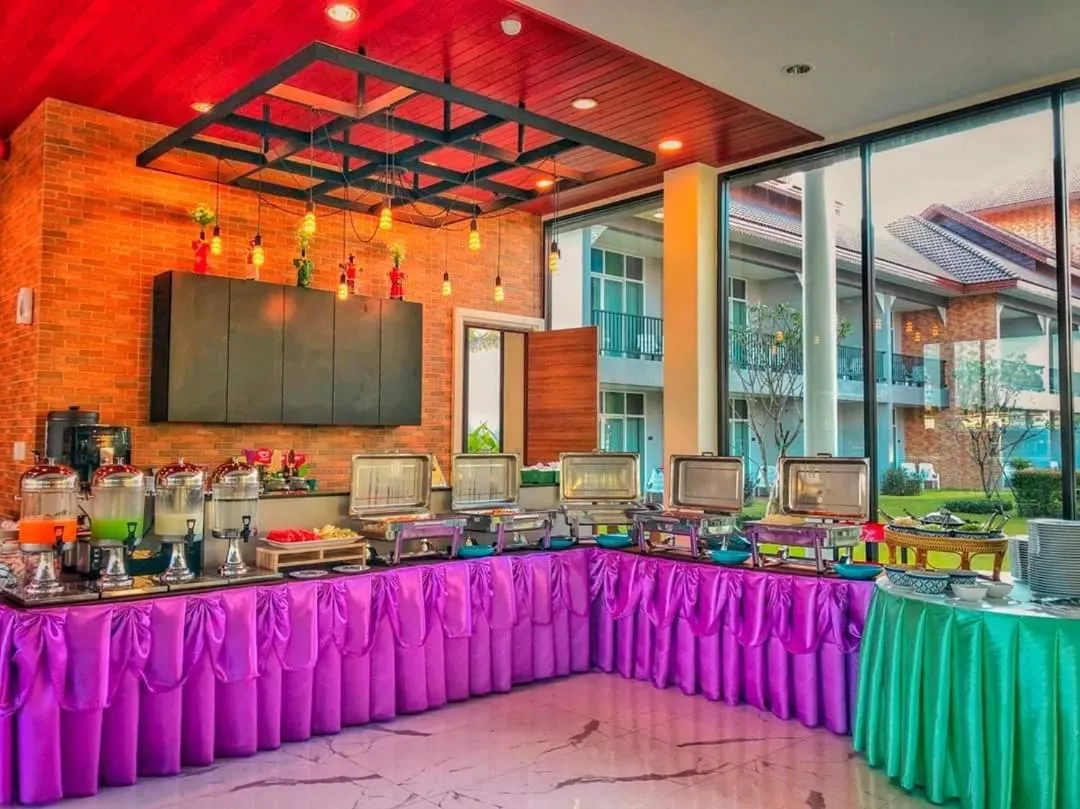 Breakfast in Southern Airport Hotel Hatyai