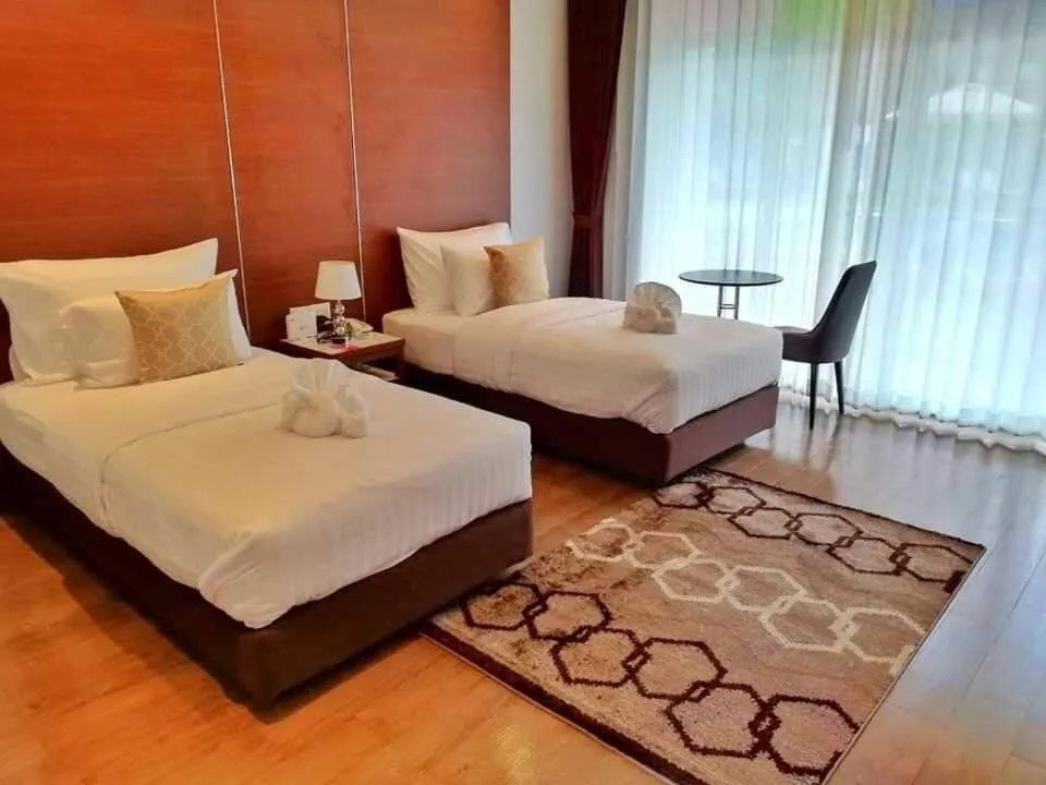 Bed in Southern Airport Hotel Hatyai