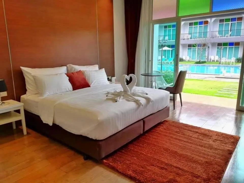 Bed in Southern Airport Hotel Hatyai