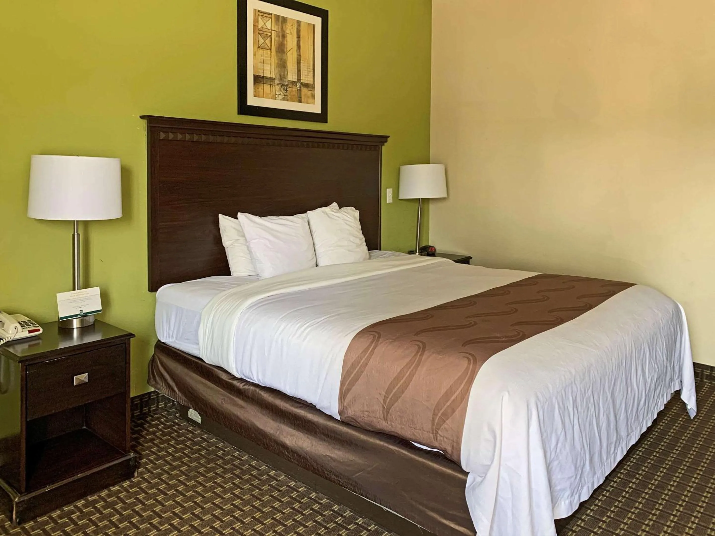 Bedroom, Bed in Quality Inn & Suites Quantico