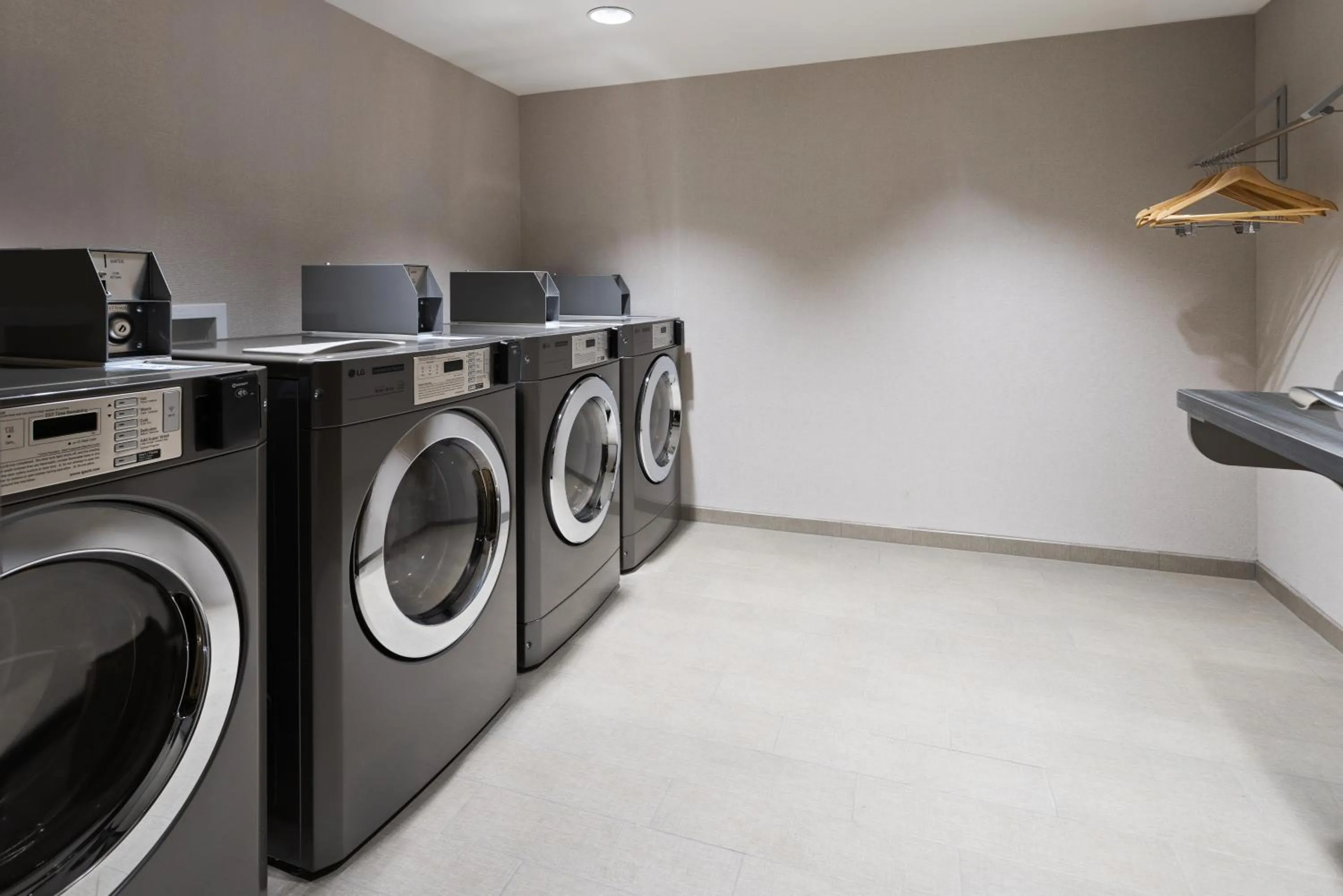 laundry in Holiday Inn & Suites Richmond West End by IHG