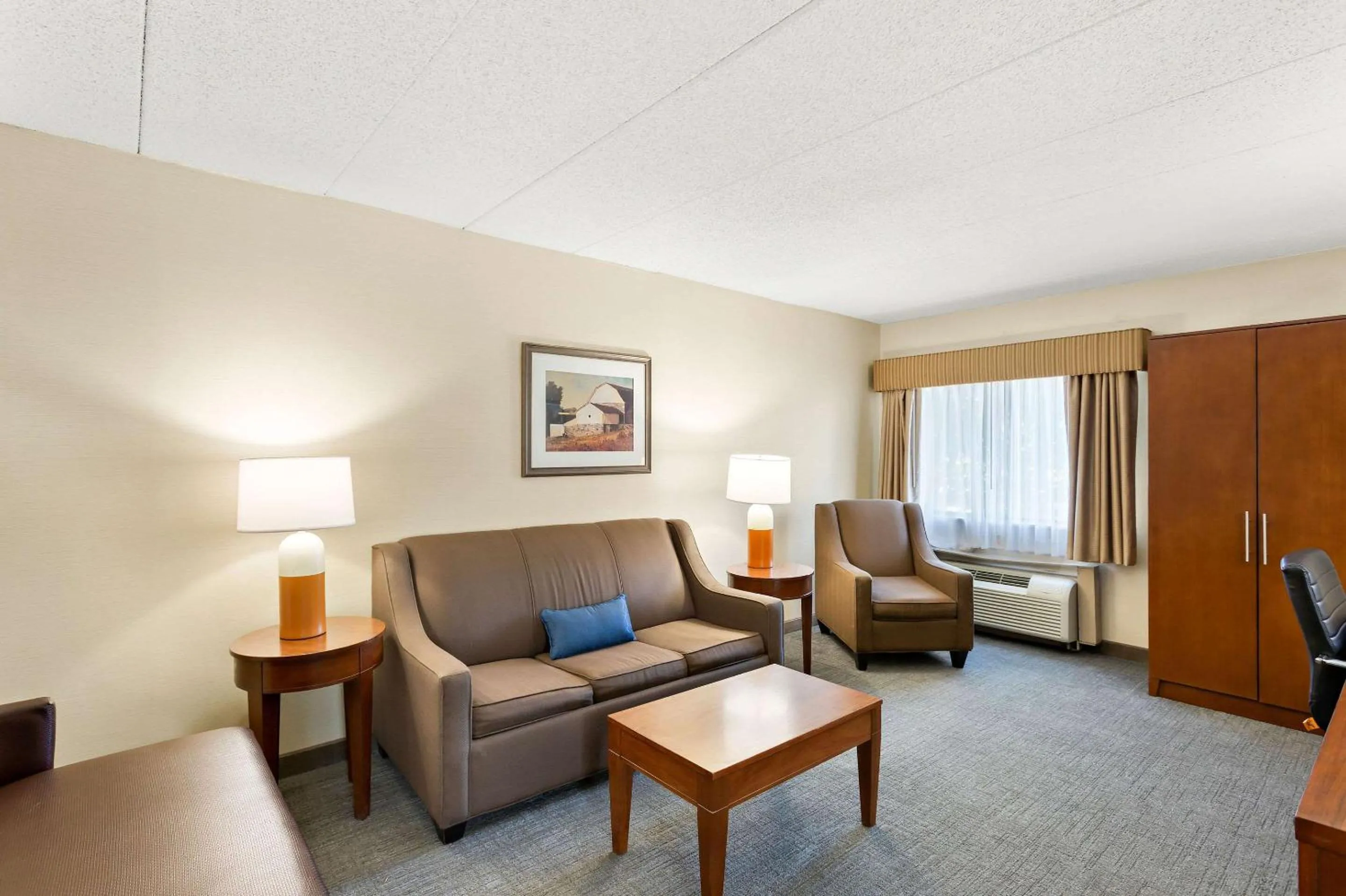 Bedroom in Comfort Inn White River Junction