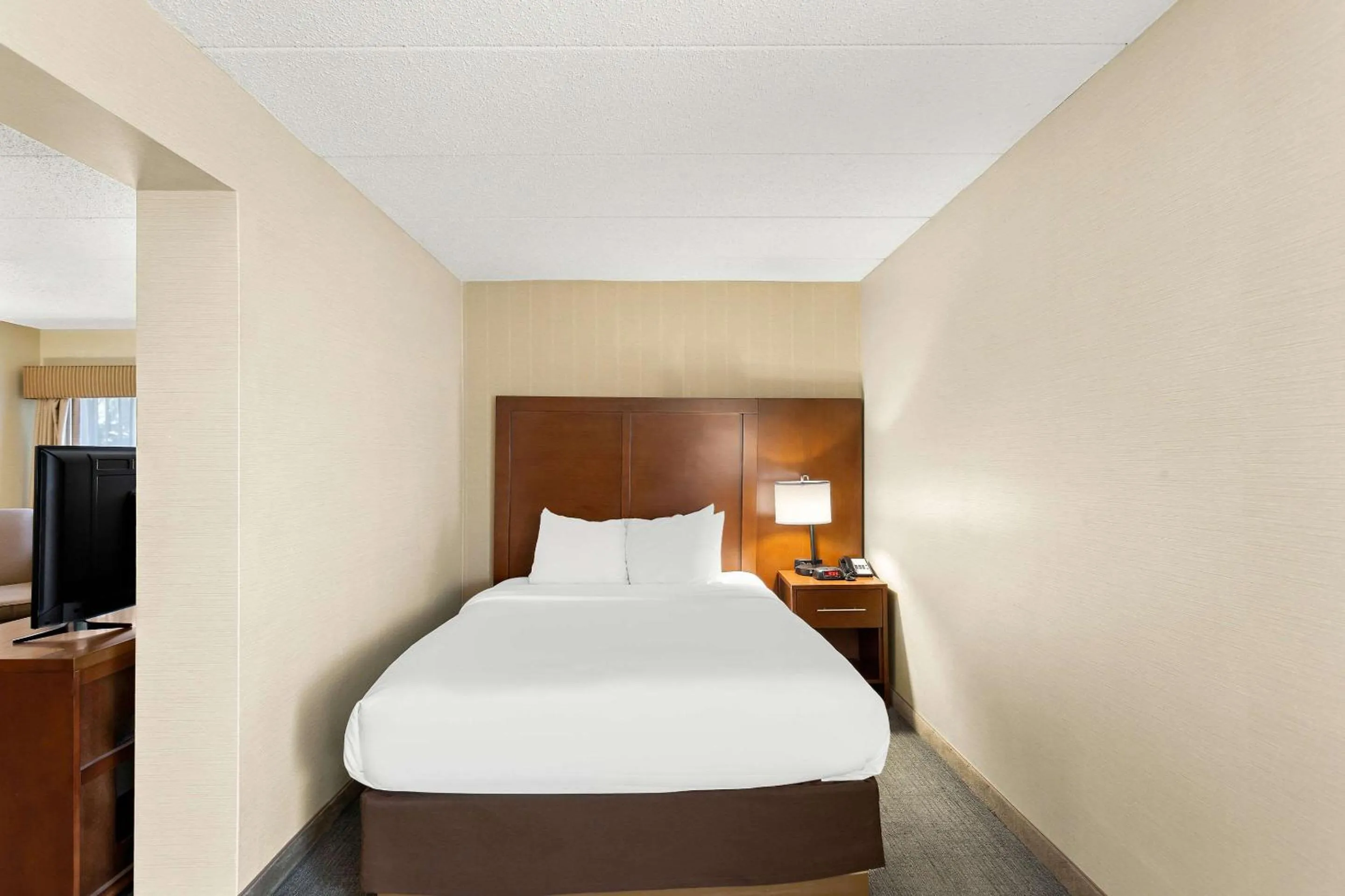 Bedroom, Bed in Comfort Inn White River Junction