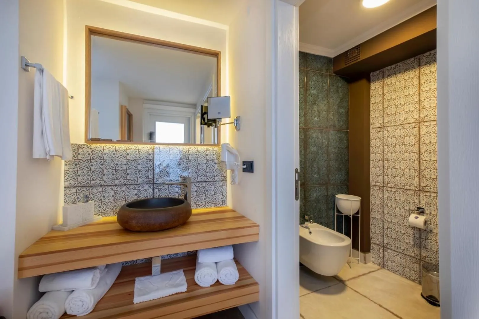 Bathroom in Ece Marina Suites