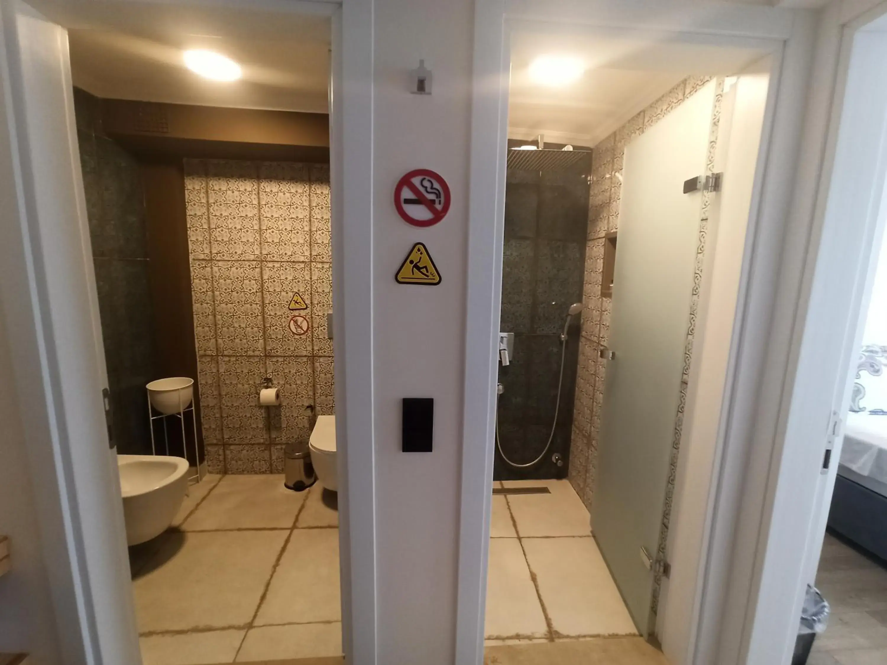 Triple Room with Sea View in Ece Marina Suites Triple Room with Sea View in Ece Marina Suites