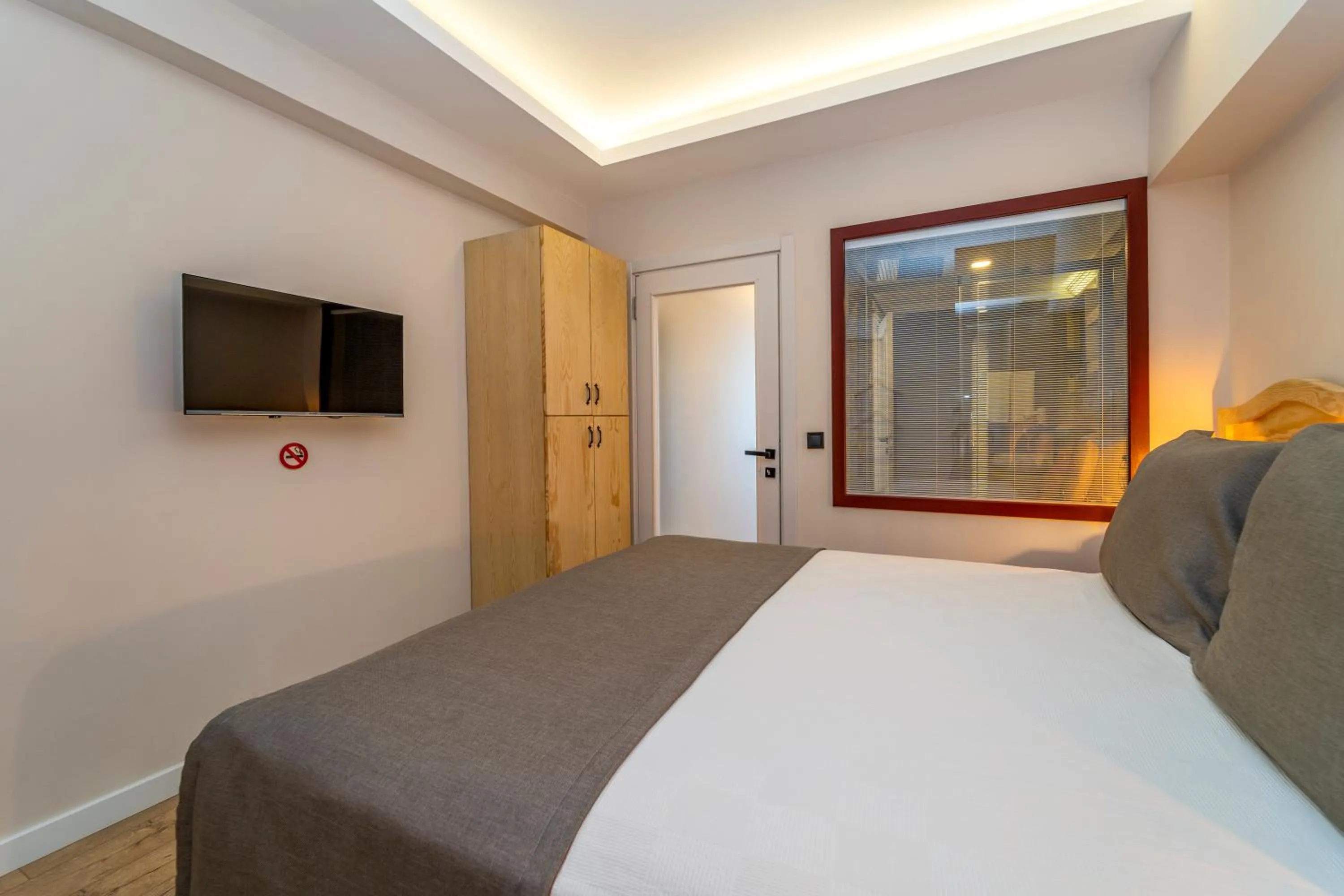 Bedroom, Bed in Ece Marina Suites