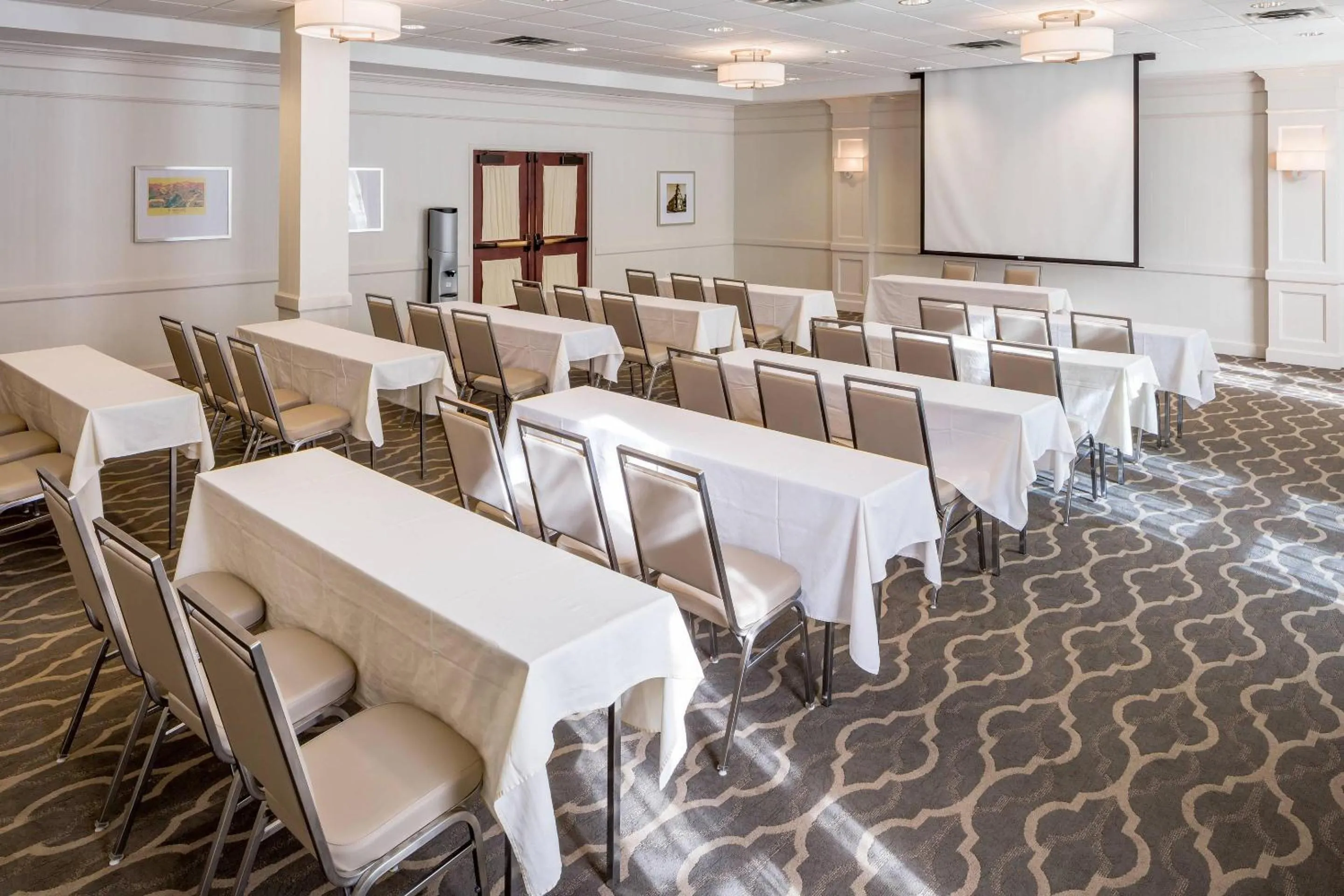 Meeting/conference room in Comfort Inn & Suites Near Burke Mountain