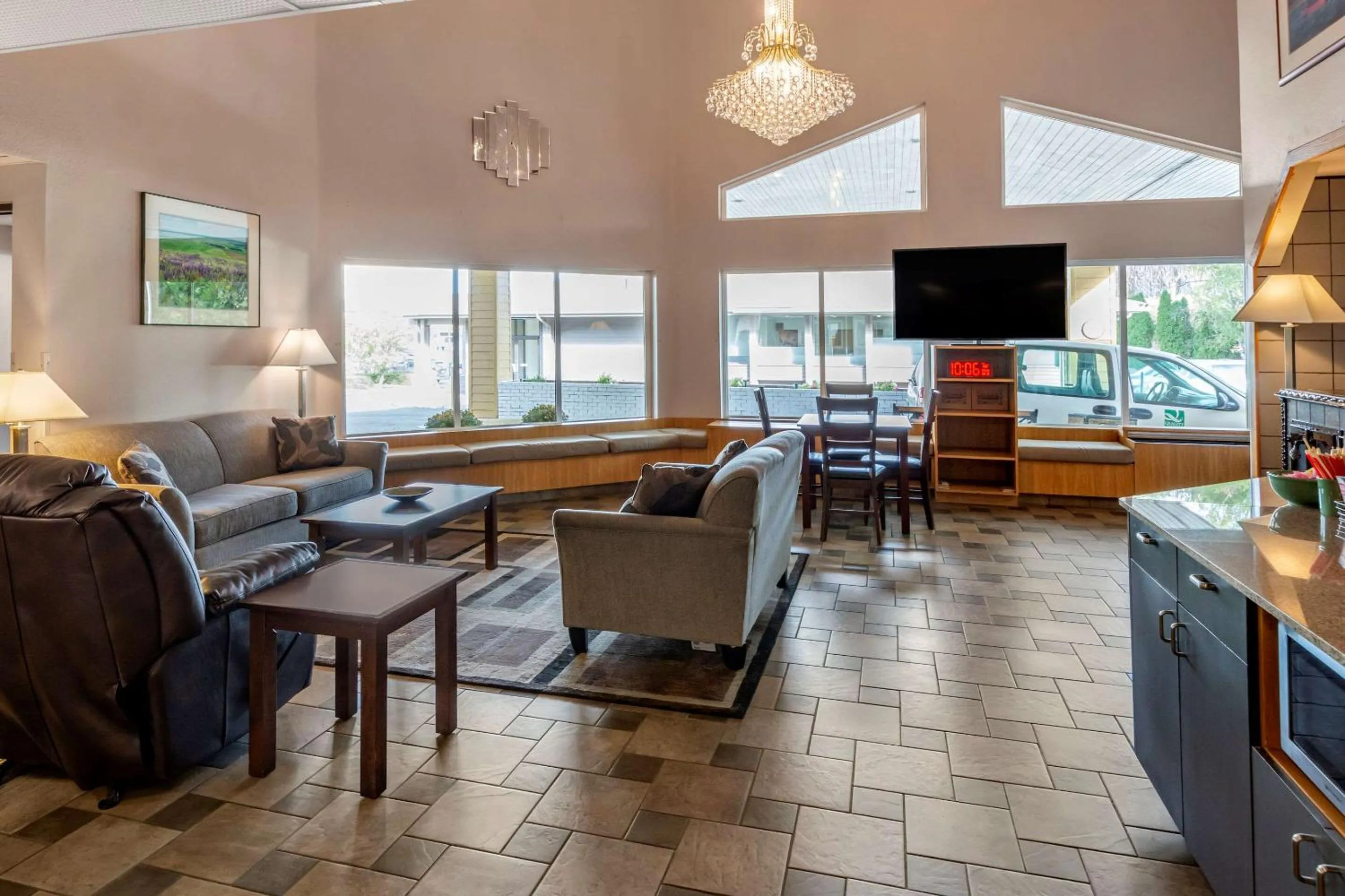 Lobby or reception in Quality Inn Paradise Creek