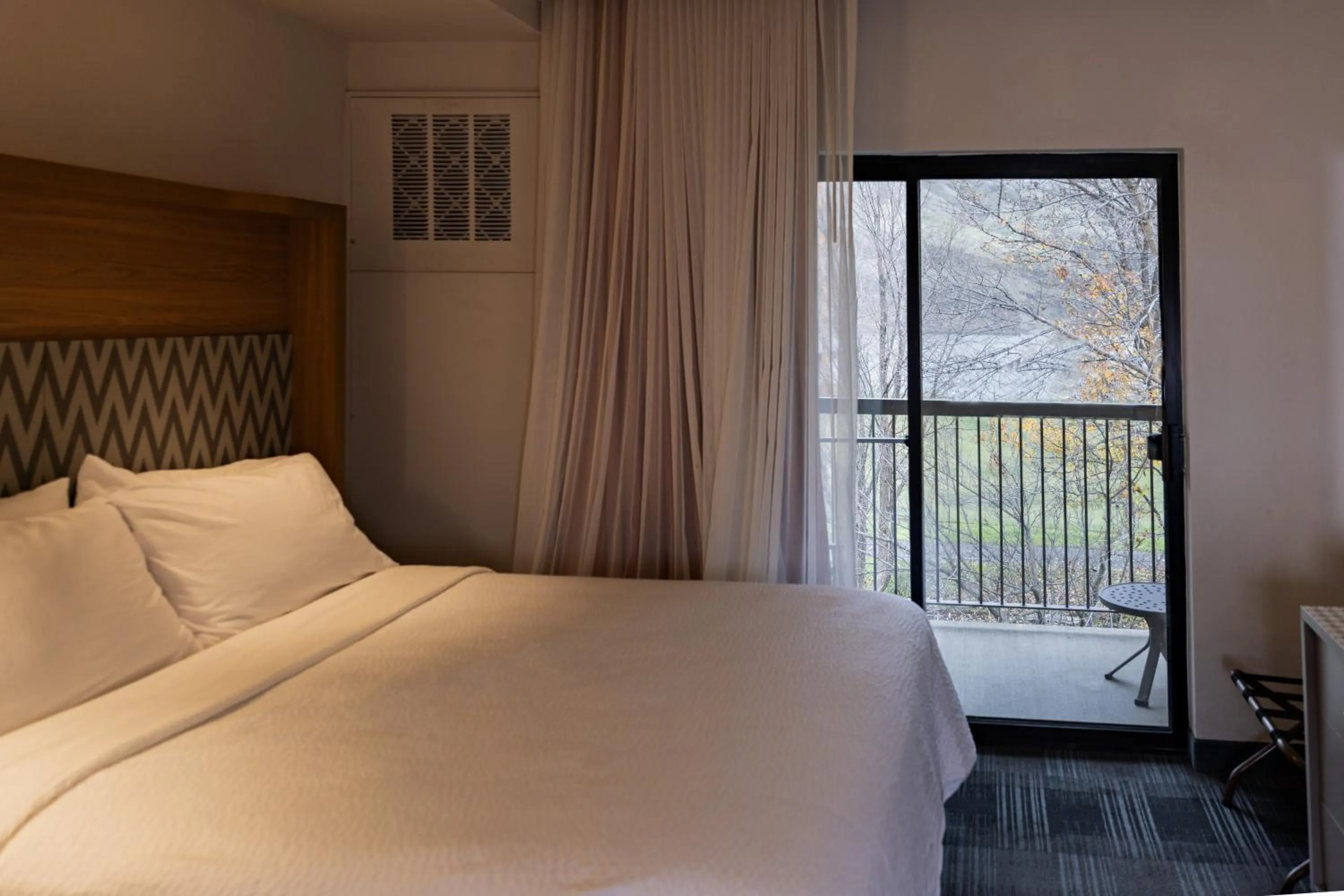 Bed in Holiday Inn Clarkston - Lewiston by IHG