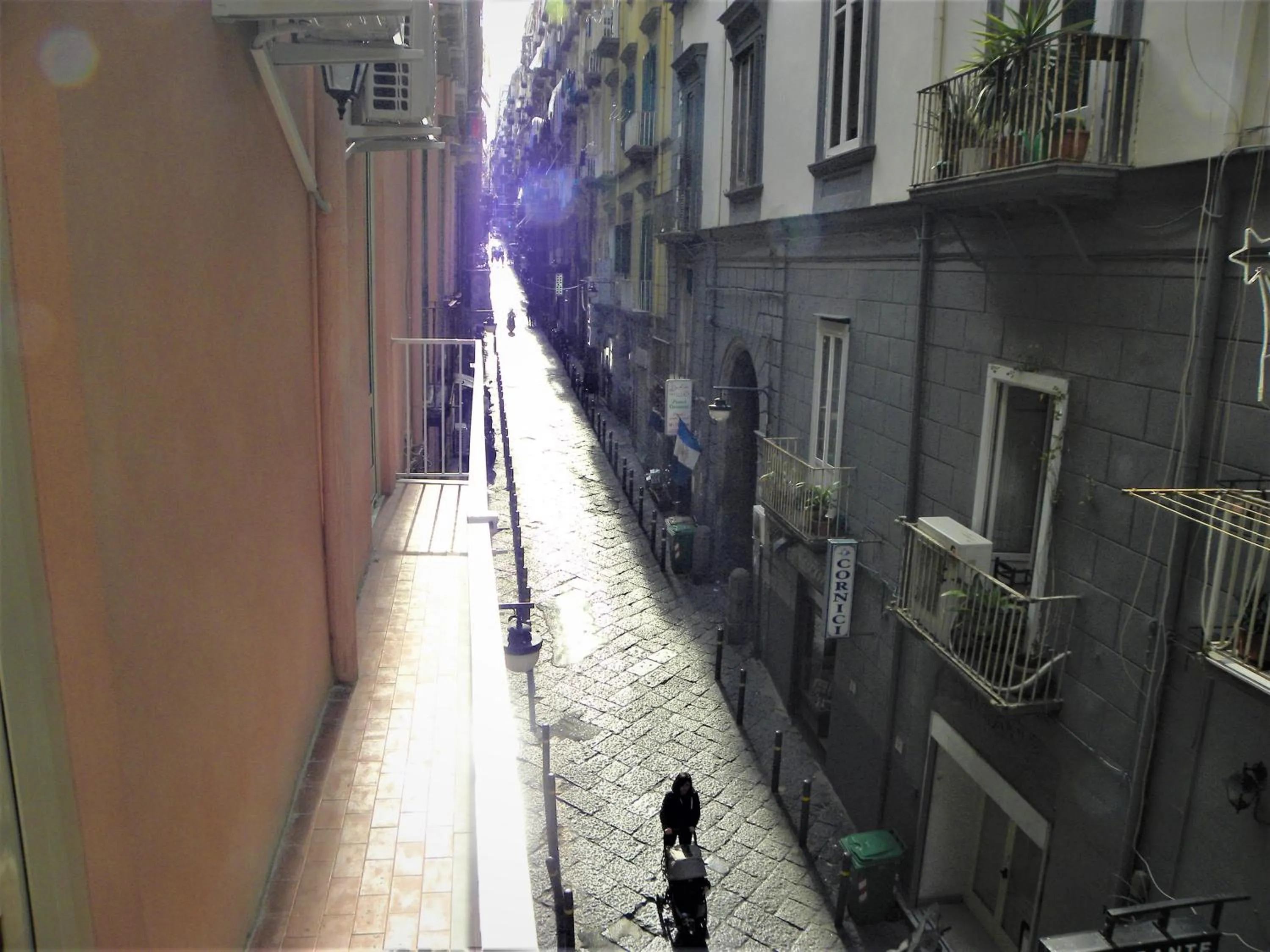 Neighbourhood in B&B Napoli Storica